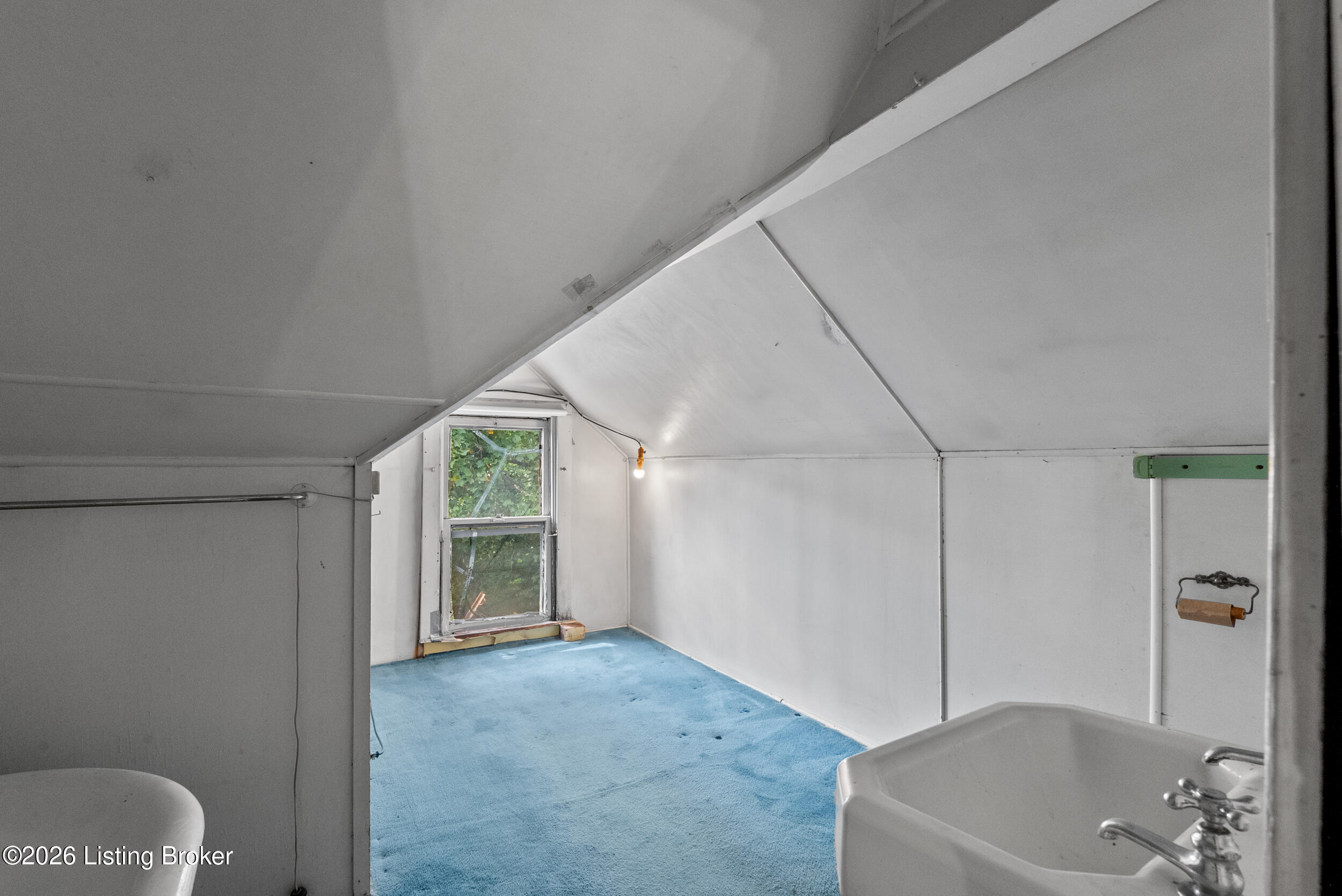 122 N Bayly Ave Property Photo 53