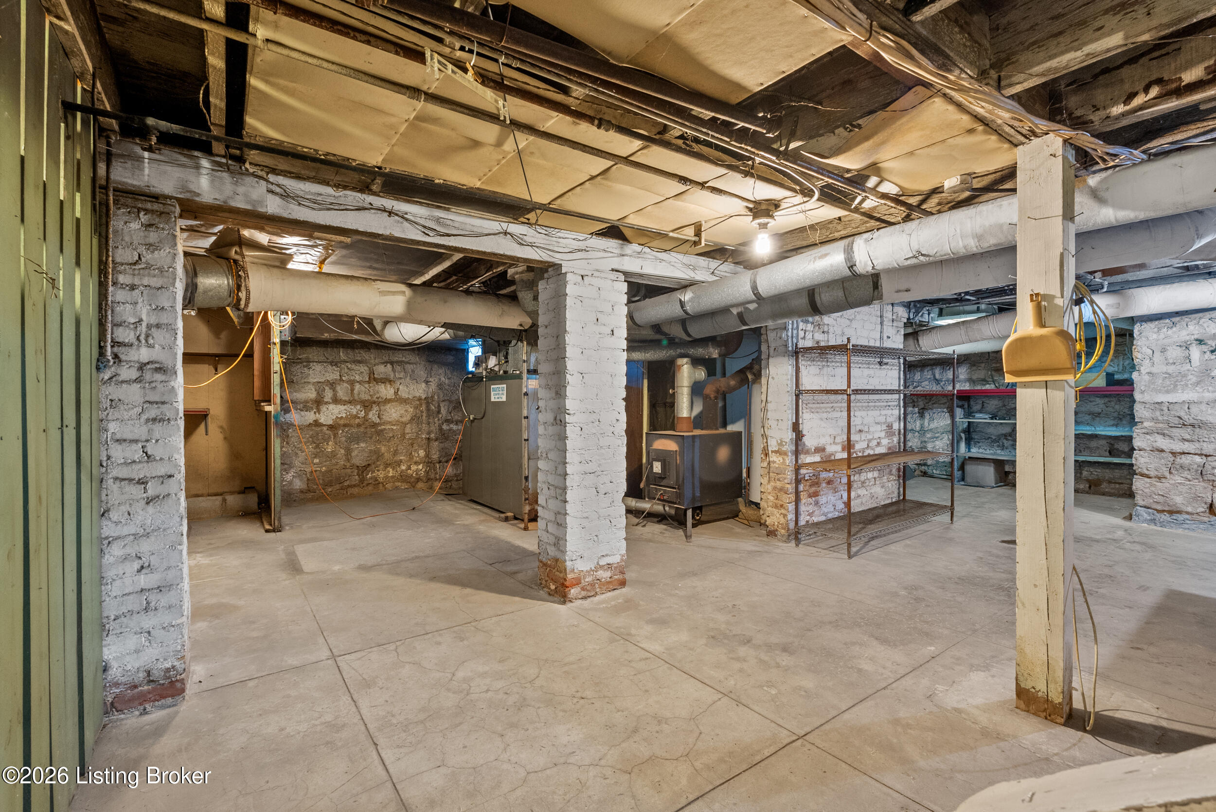 122 N Bayly Ave Property Photo 55
