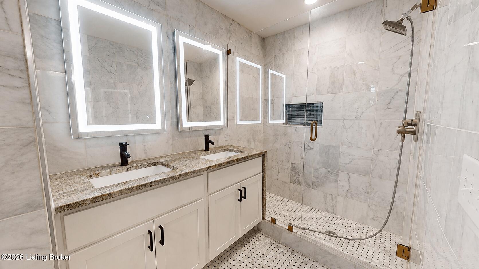 2726 Bagby Way Property Photo 14