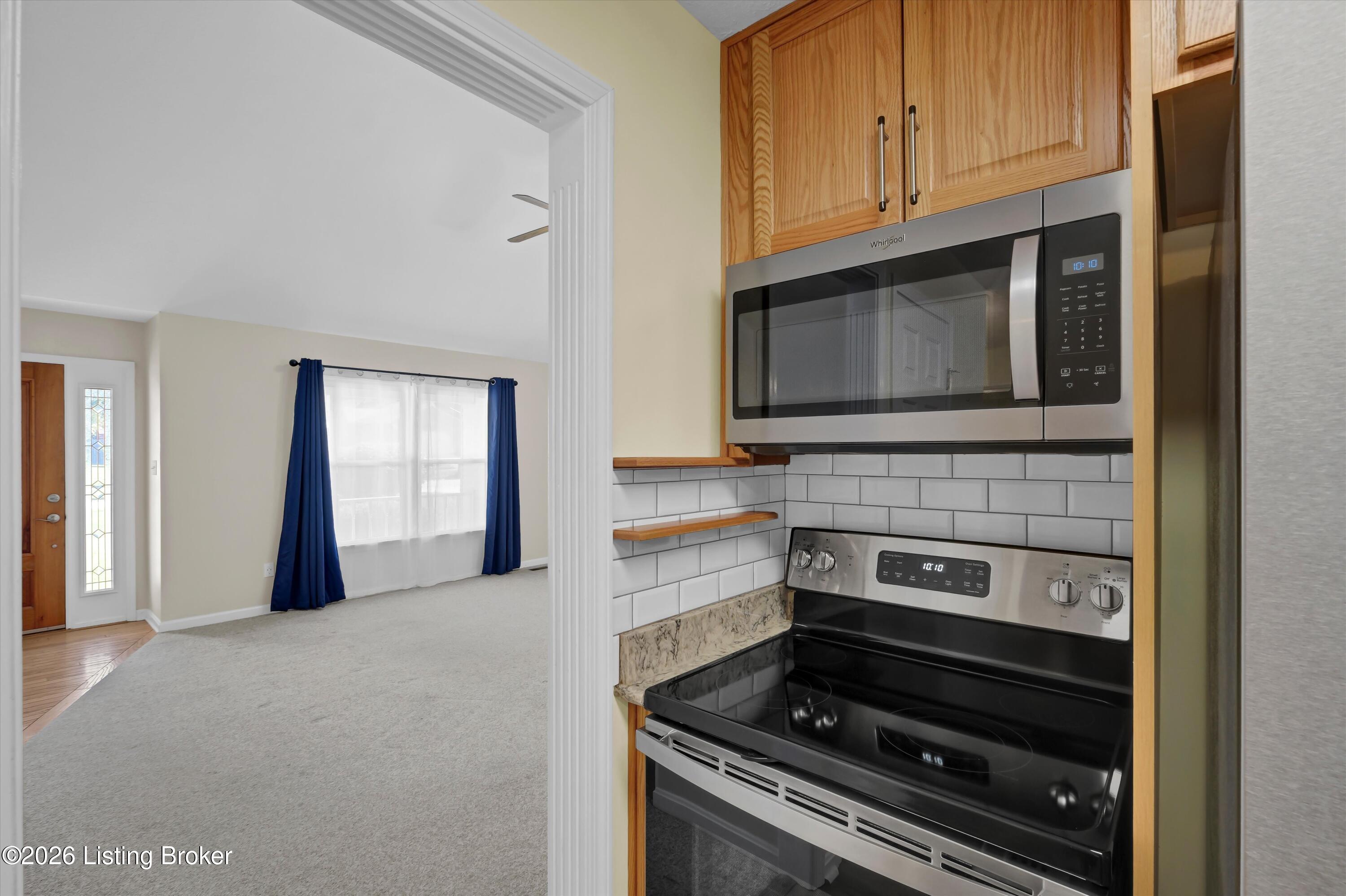 12023 Lavenia Ln Property Photo 33
