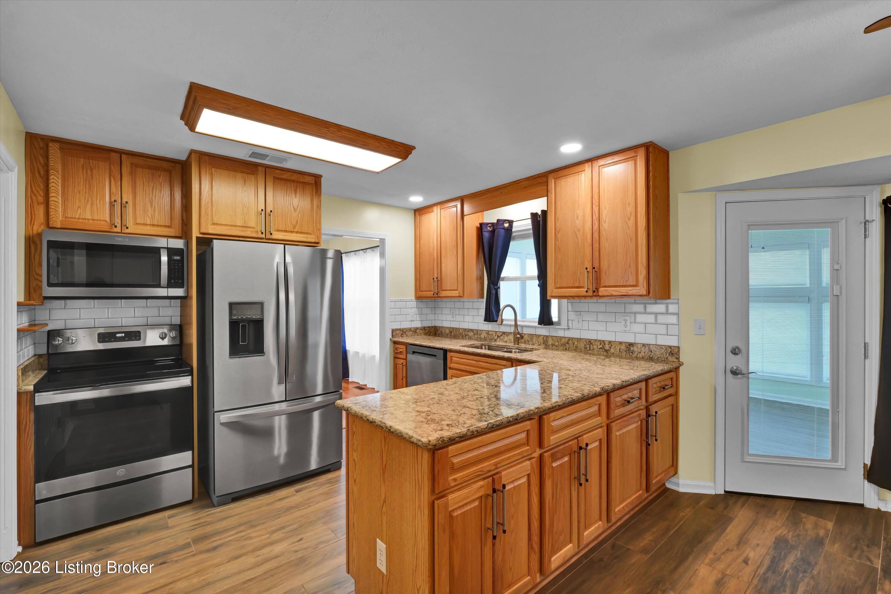12023 Lavenia Ln Property Photo 37