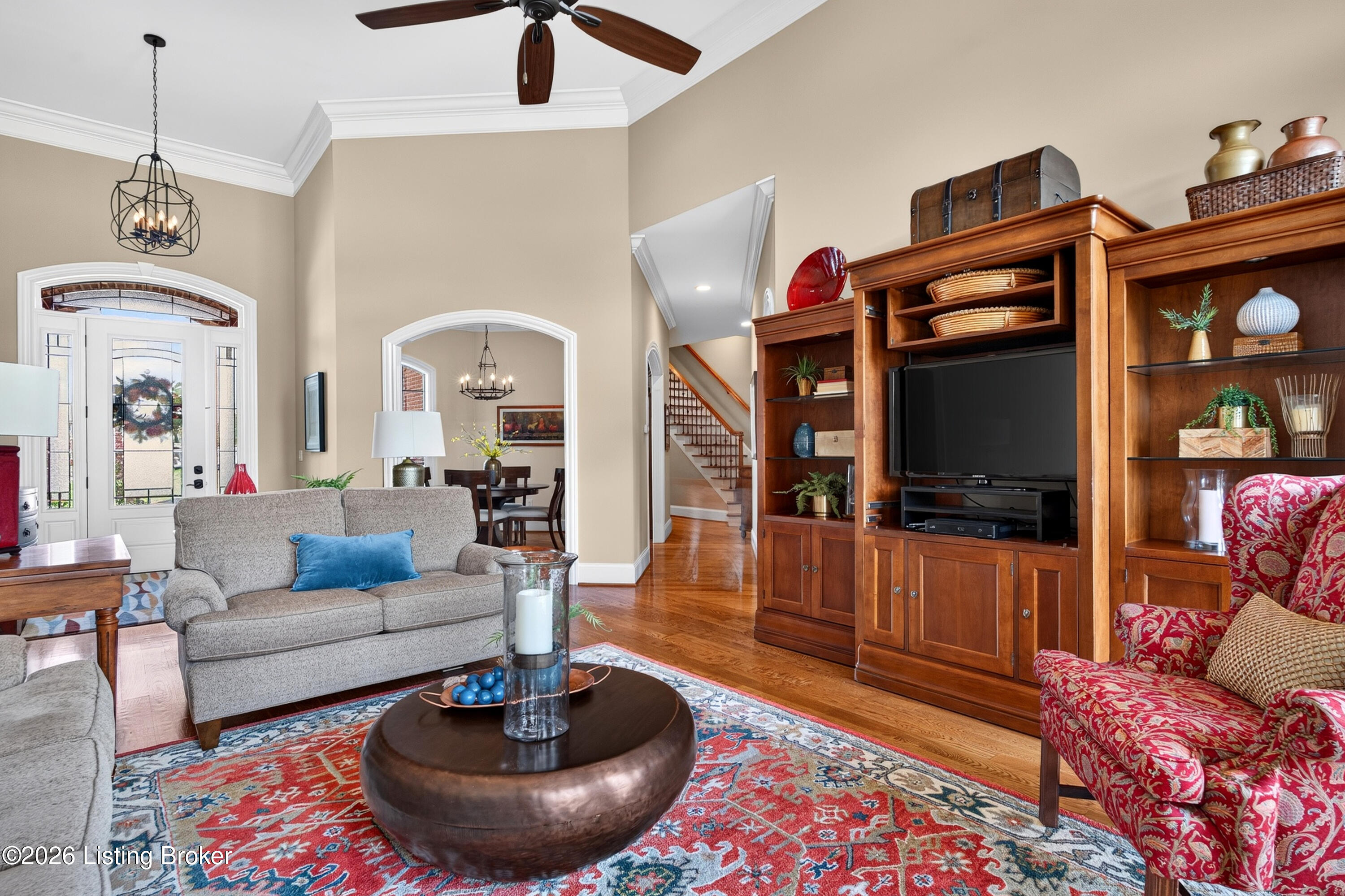 1051 Champions Cir Property Photo 5