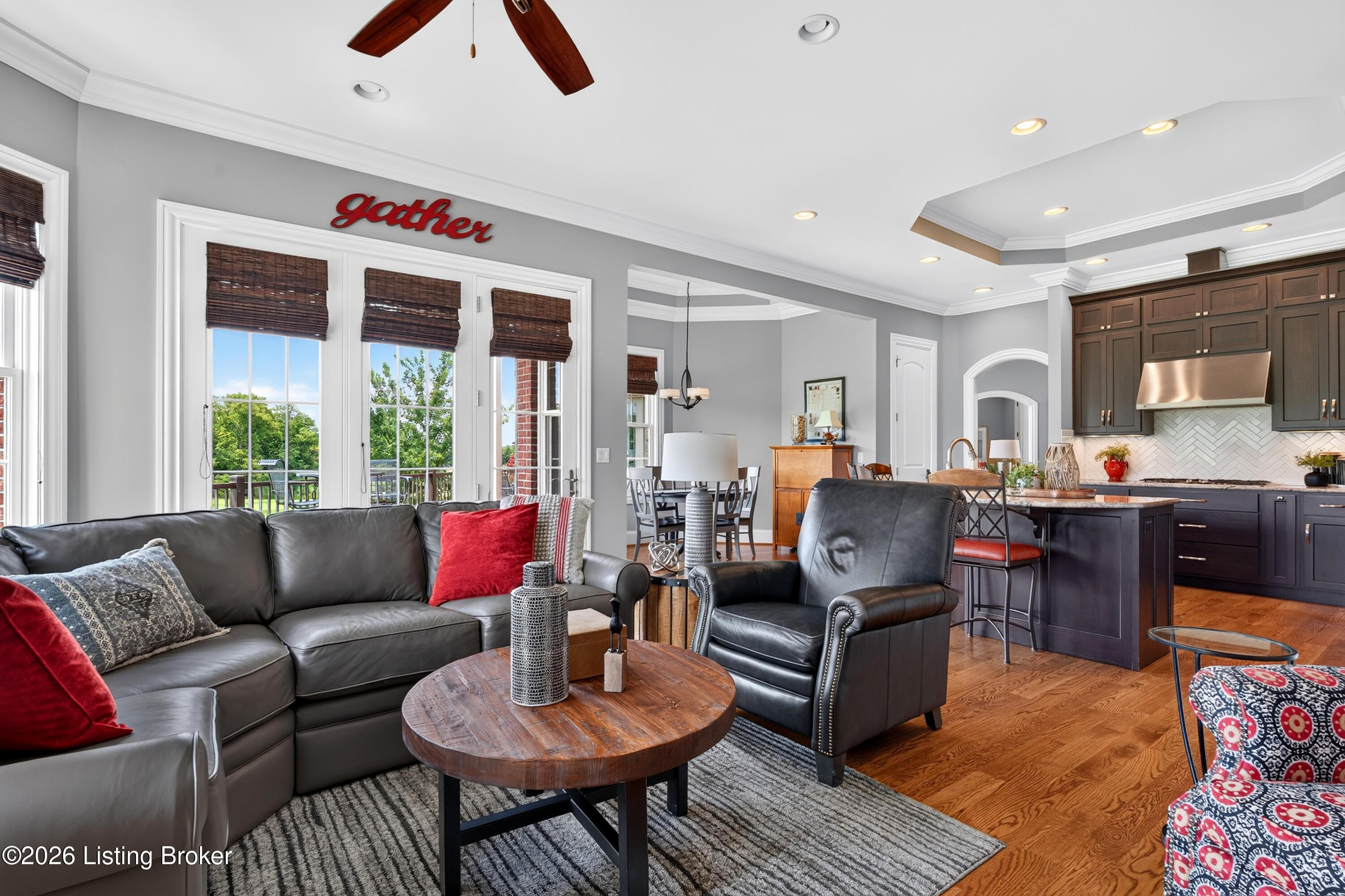 1051 Champions Cir Property Photo 16