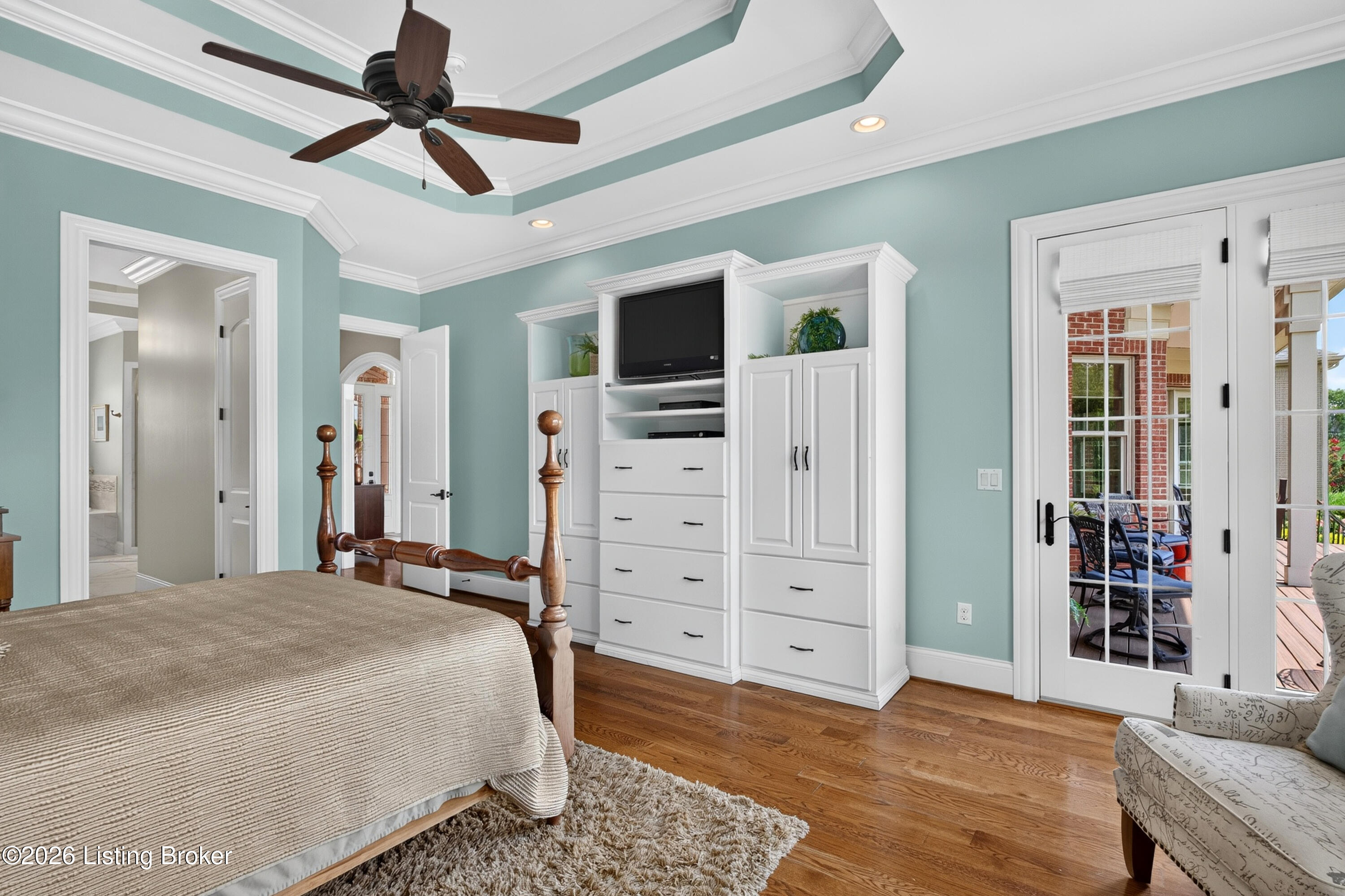 1051 Champions Cir Property Photo 21