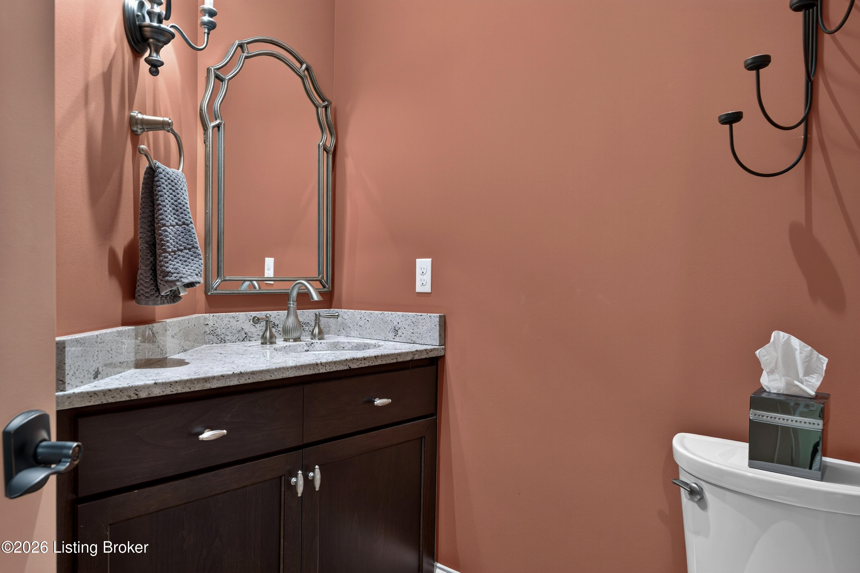 1051 Champions Cir Property Photo 30
