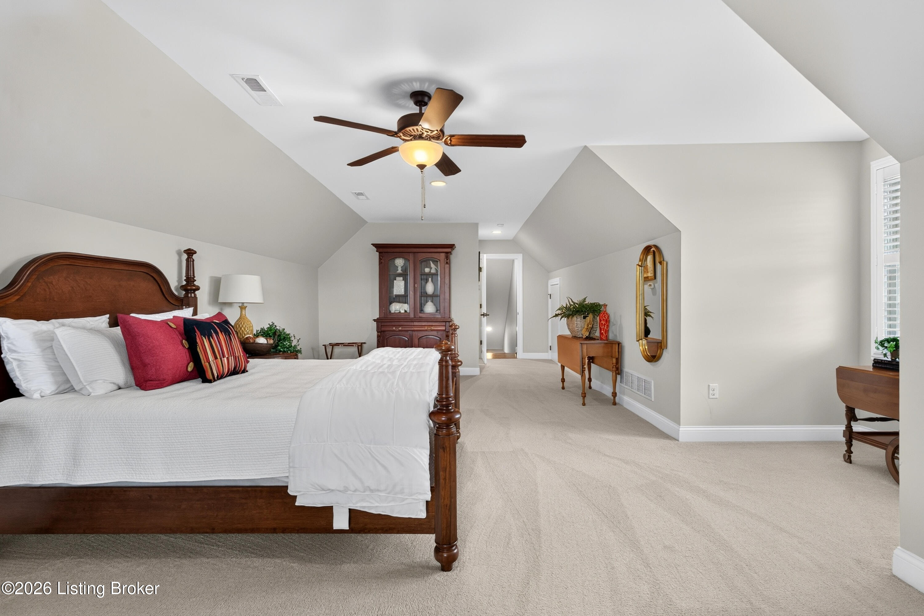 1051 Champions Cir Property Photo 31