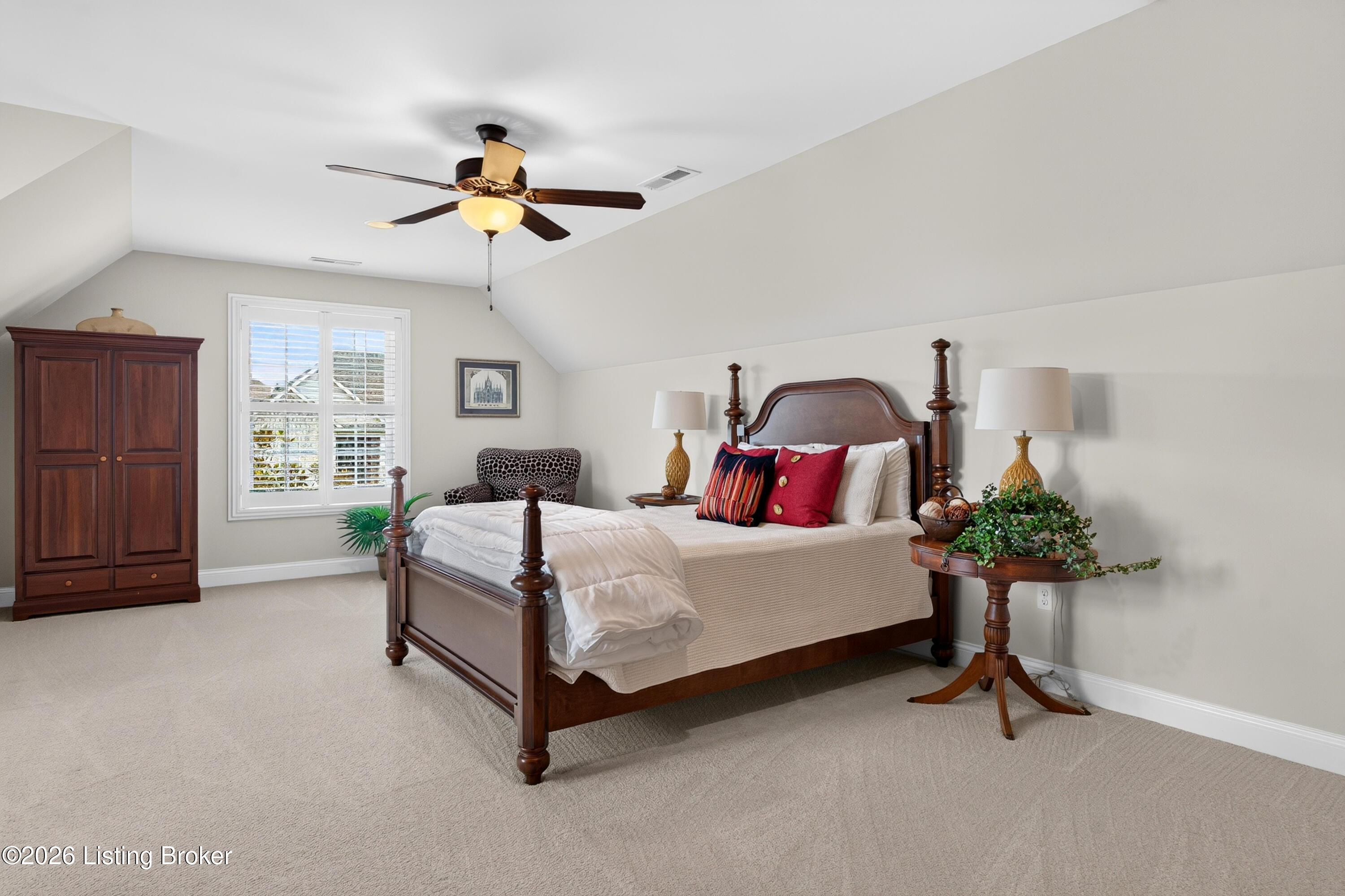 1051 Champions Cir Property Photo 33