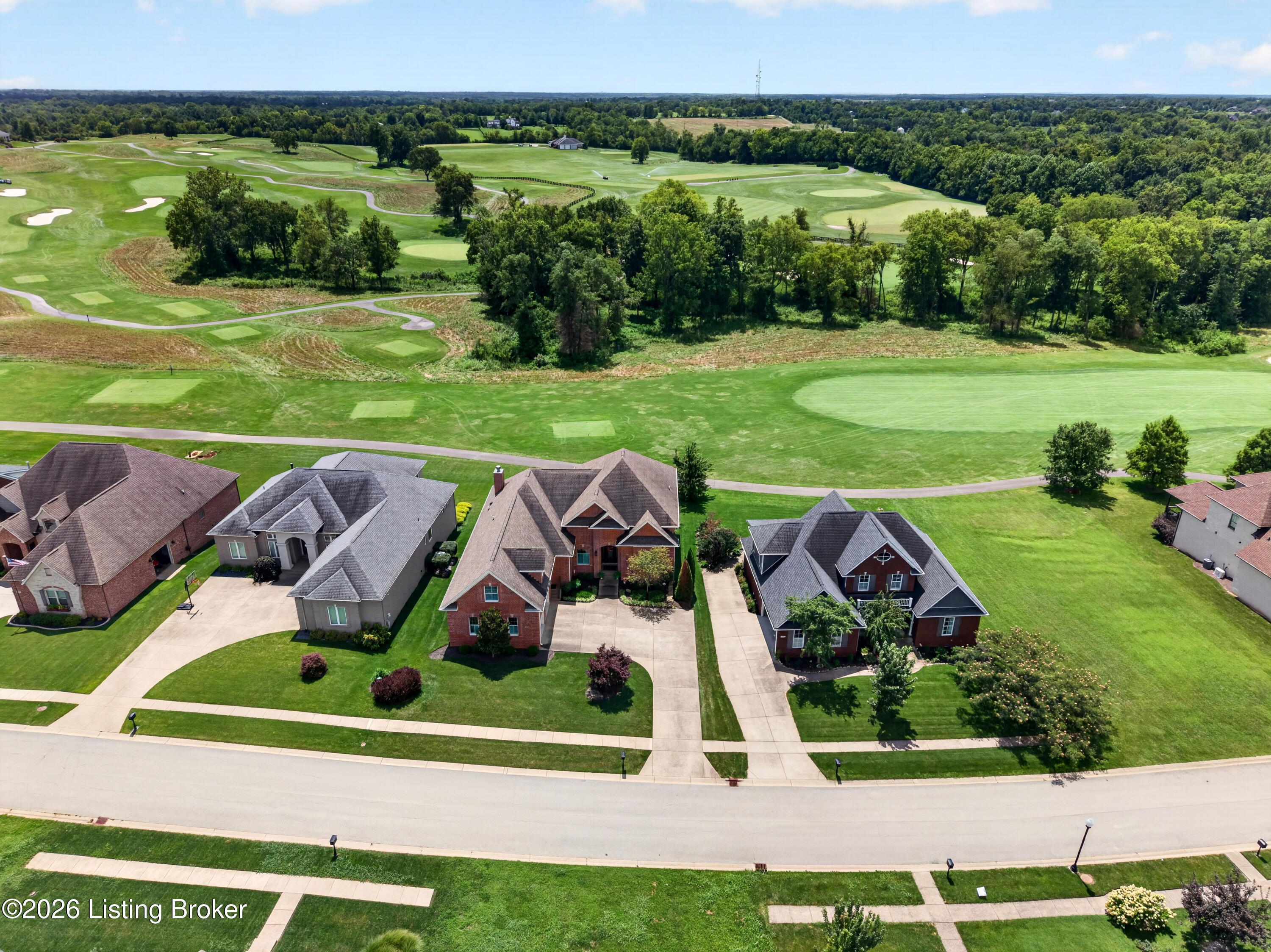1051 Champions Cir Property Photo 49