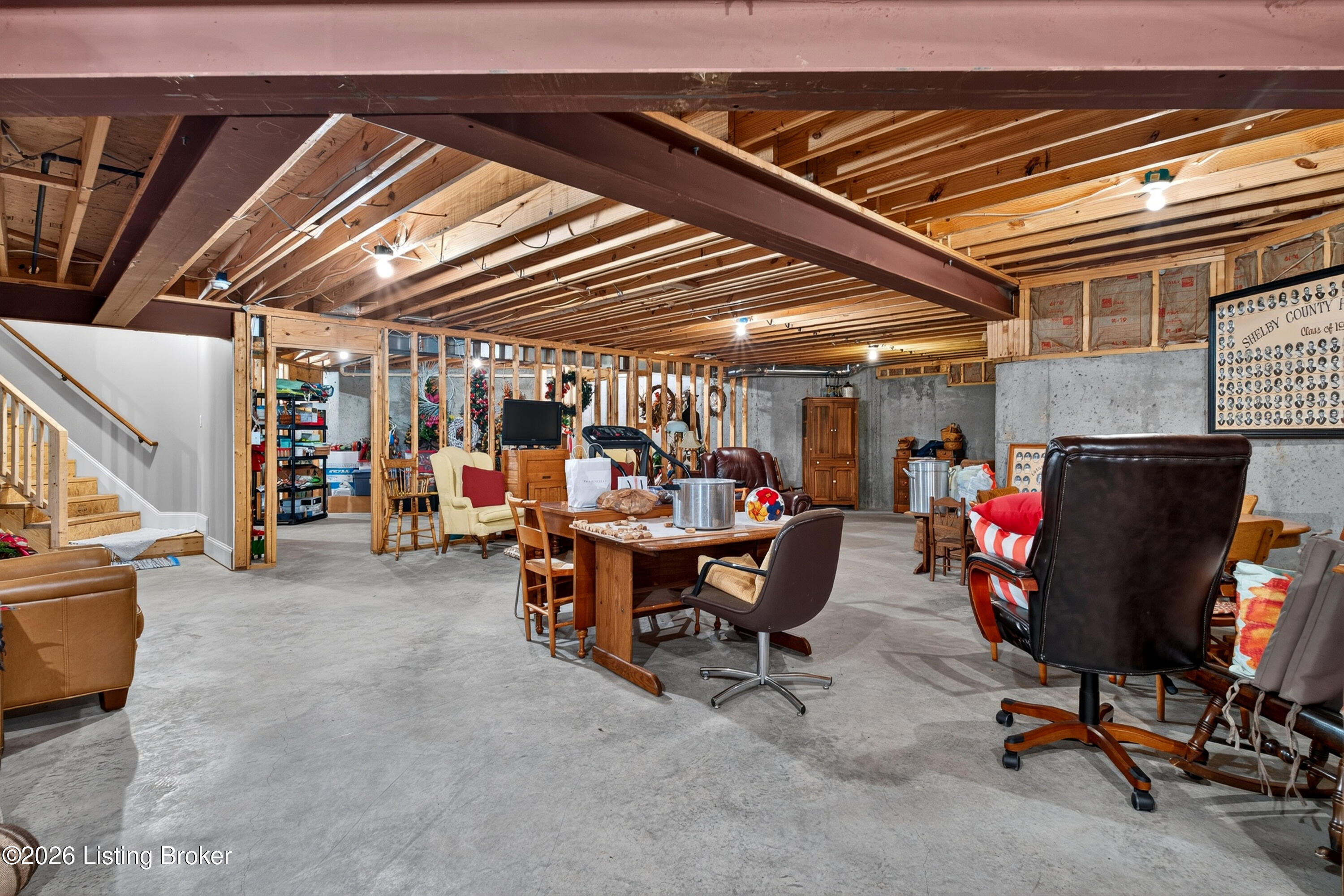 1051 Champions Cir Property Photo 52