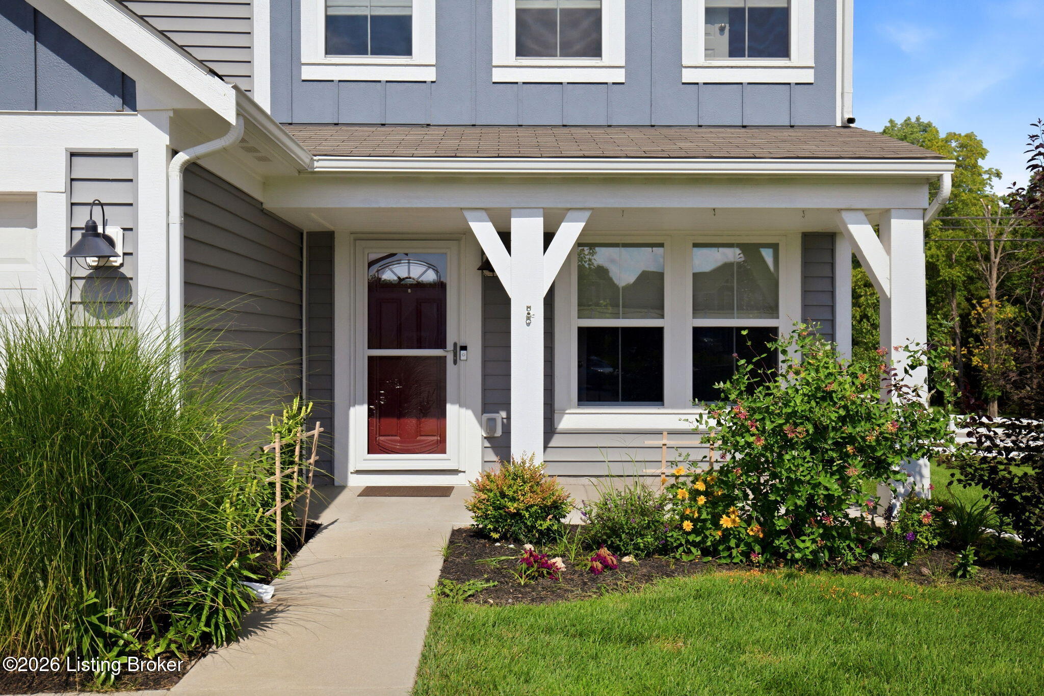 109 Cypress Ct Property Photo 3