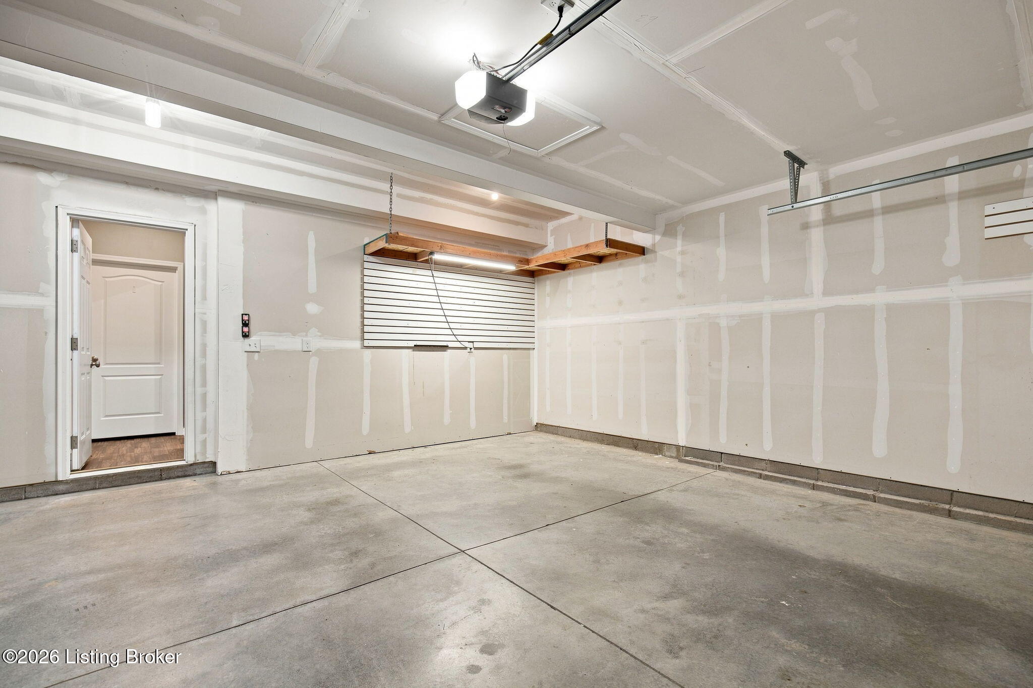 109 Cypress Ct Property Photo 23
