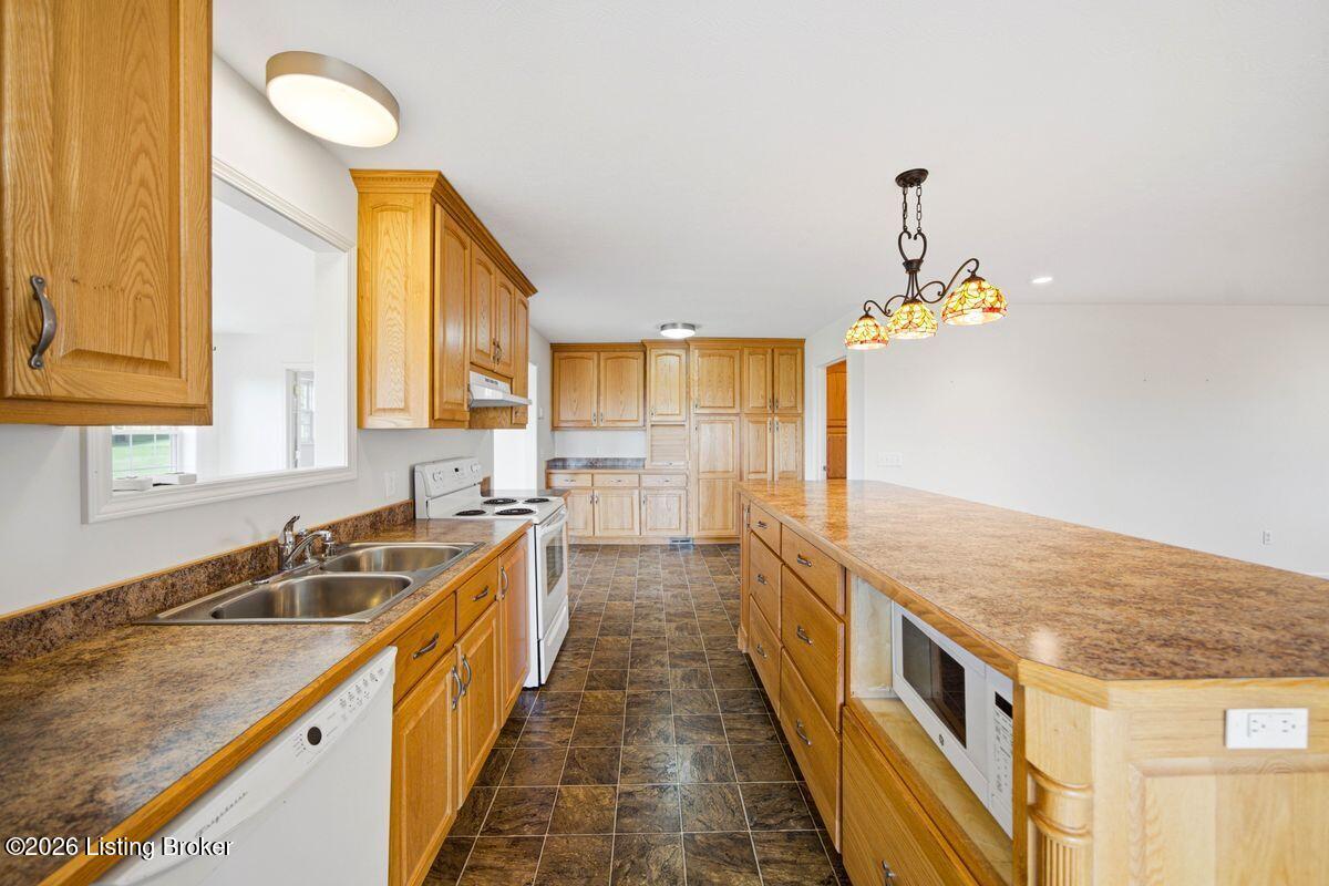 1119 Ballard Rd Property Photo 17