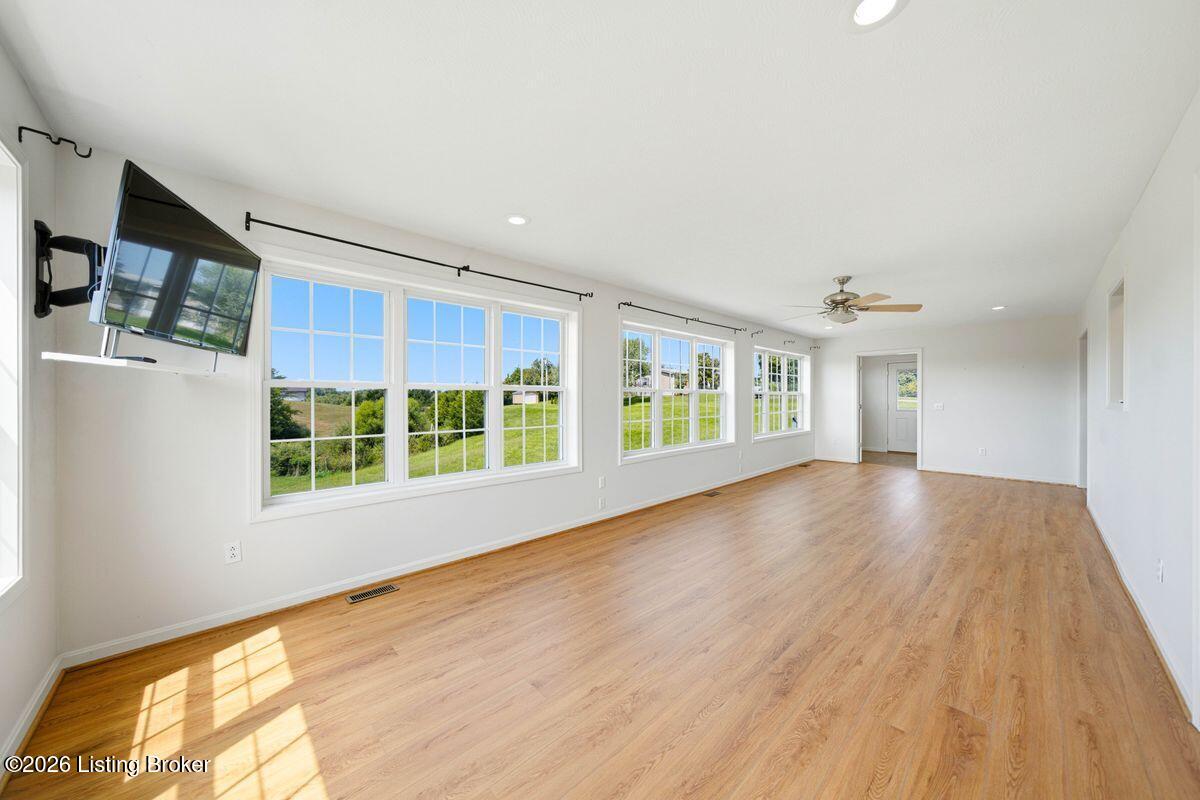 1119 Ballard Rd Property Photo 25