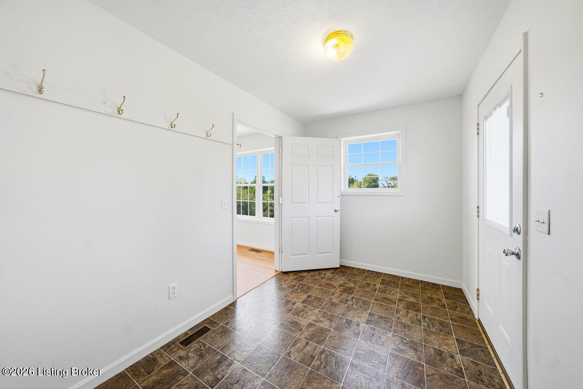 1119 Ballard Rd Property Photo 28