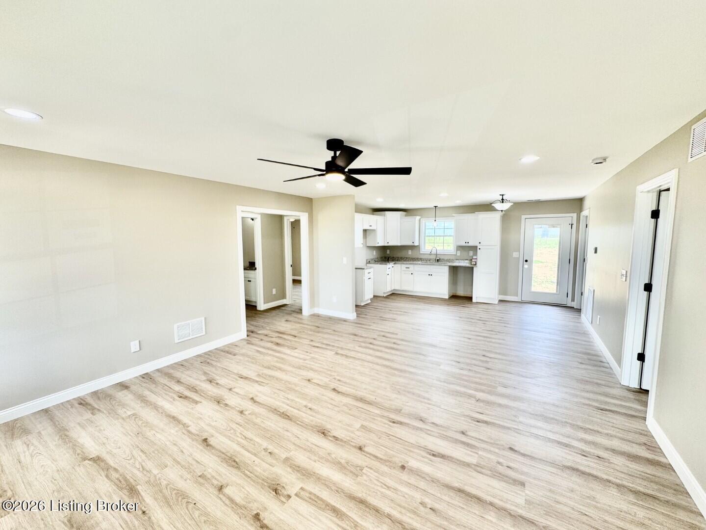 1612 Old Perryville Loop Property Photo 9
