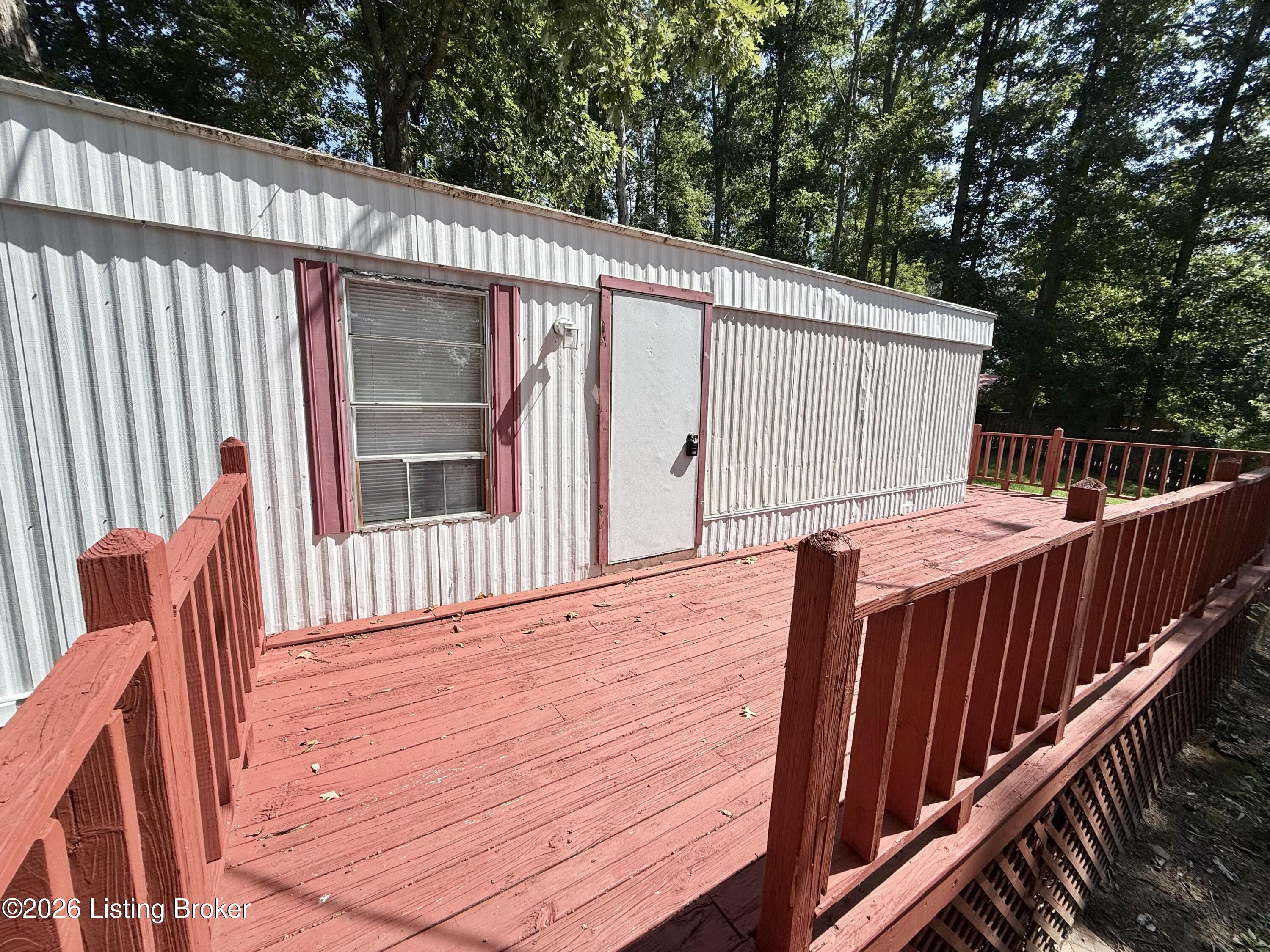 148 Byrtle Grove Rd Property Photo 4