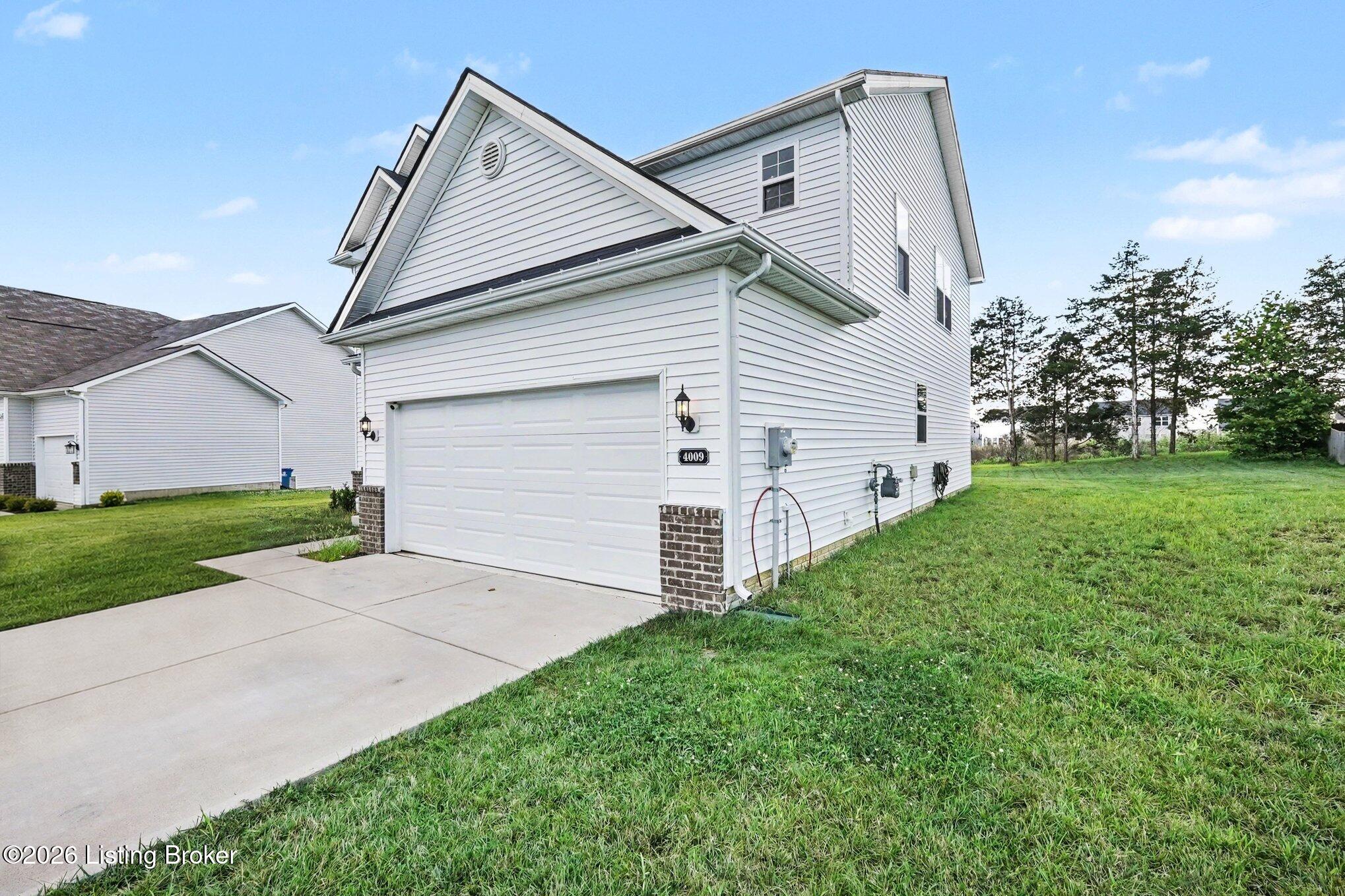 4009 Cobblestone Ln Property Photo 5
