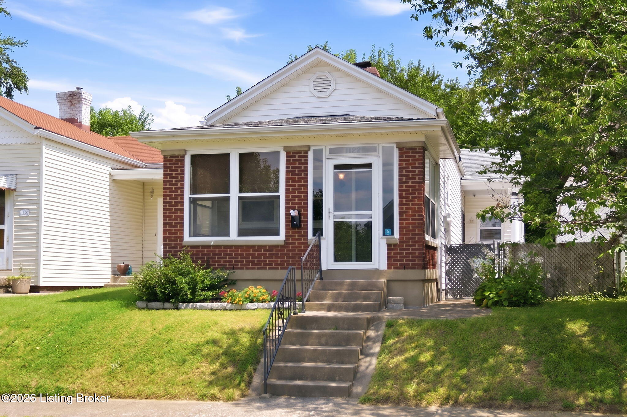 1129 Mulberry St Property Photo 1