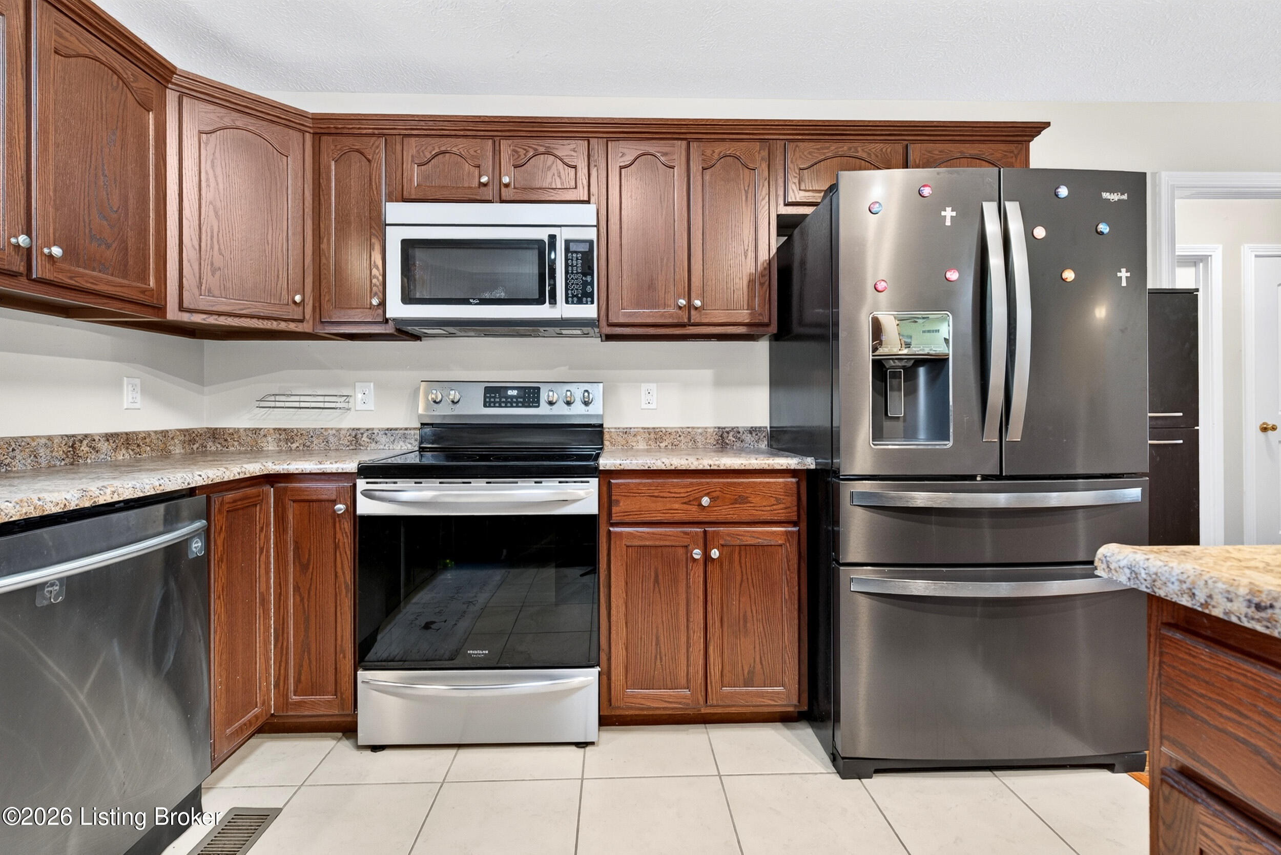 154 Wiltshire Ave Property Photo 11
