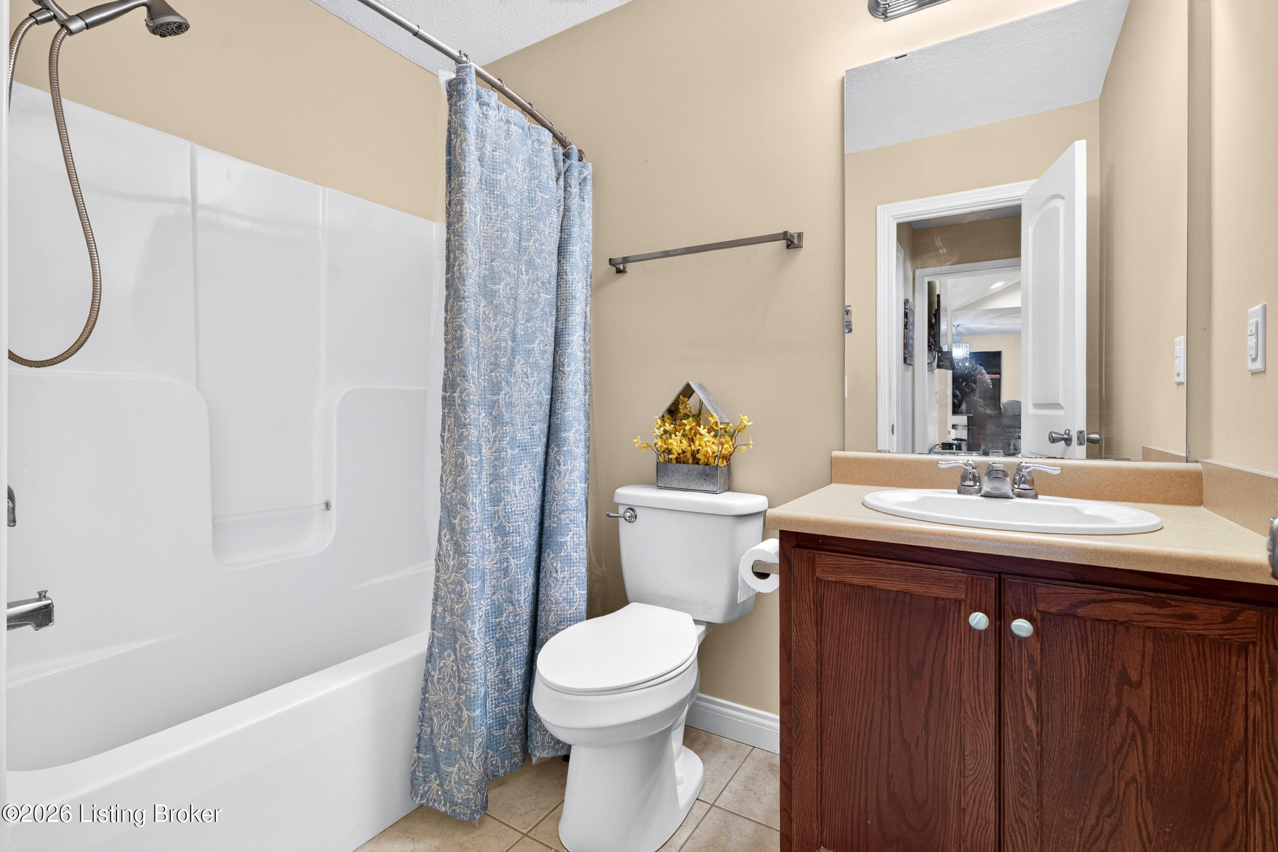 154 Wiltshire Ave Property Photo 18