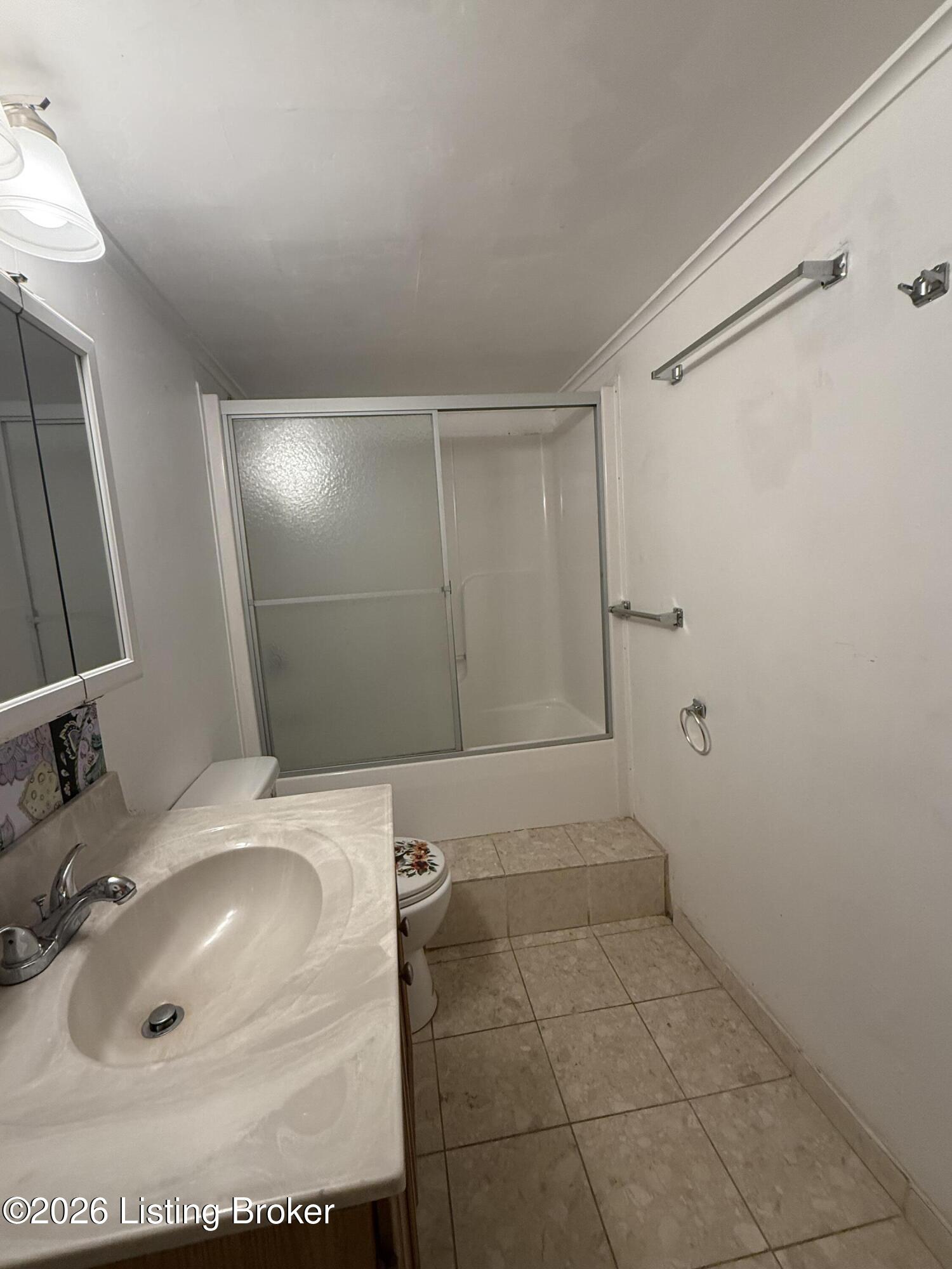 5400 Monaco Dr Property Photo 21
