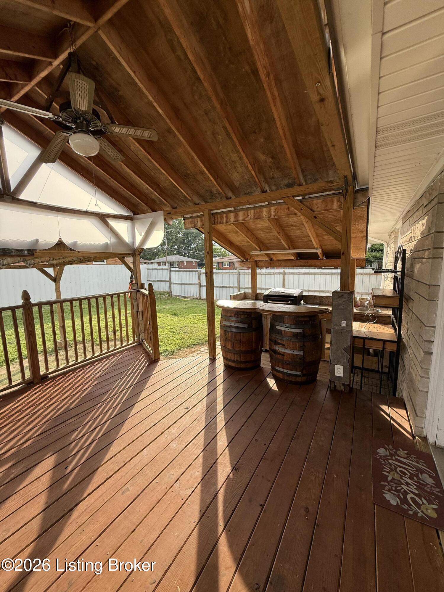 5400 Monaco Dr Property Photo 24