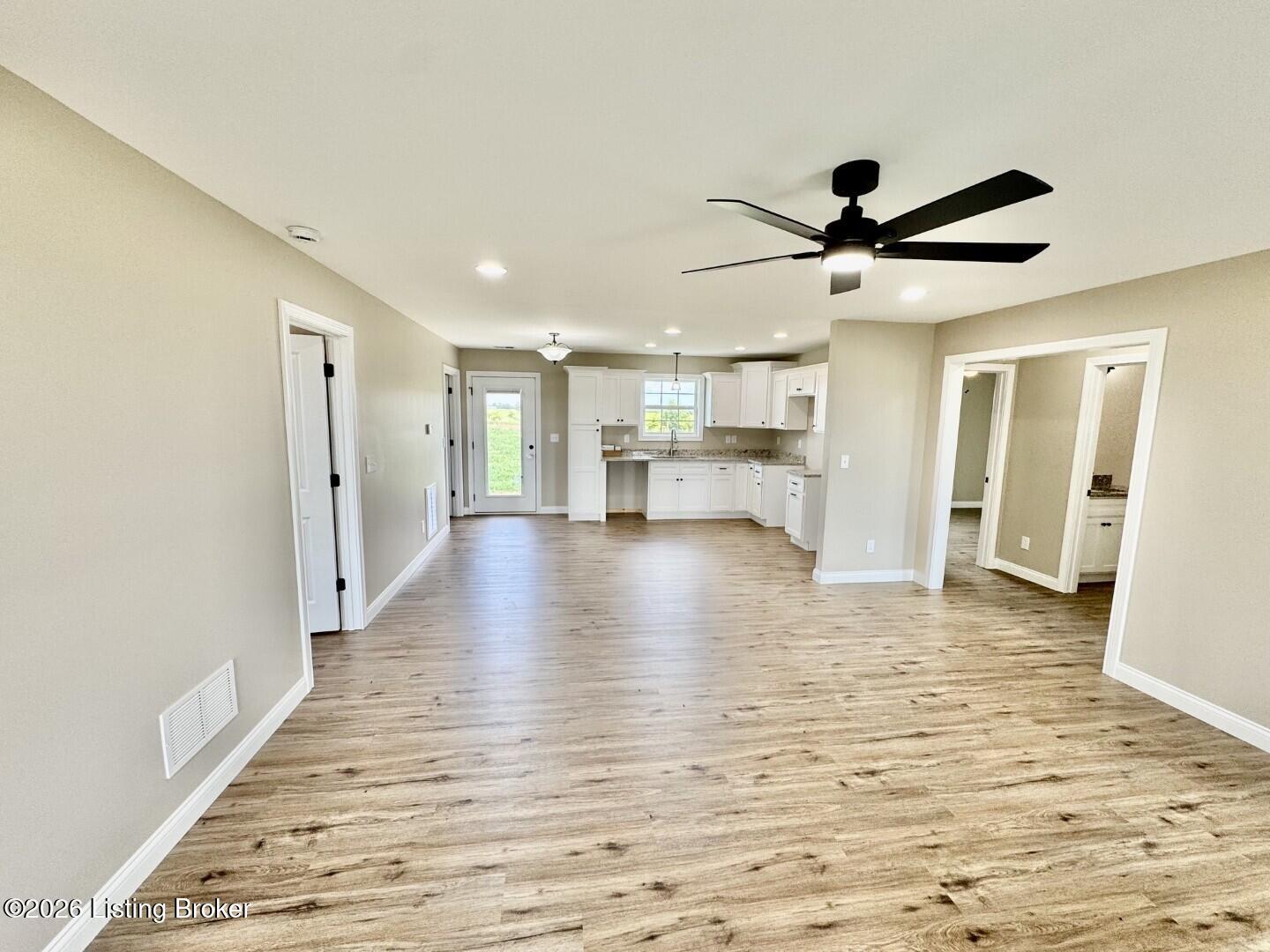 1634 Old Perryville Loop Property Photo 2