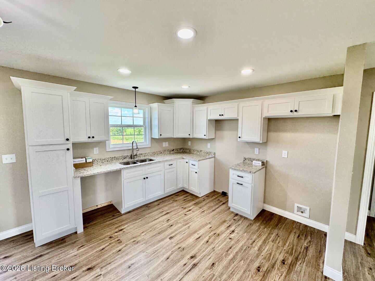 1634 Old Perryville Loop Property Photo 4