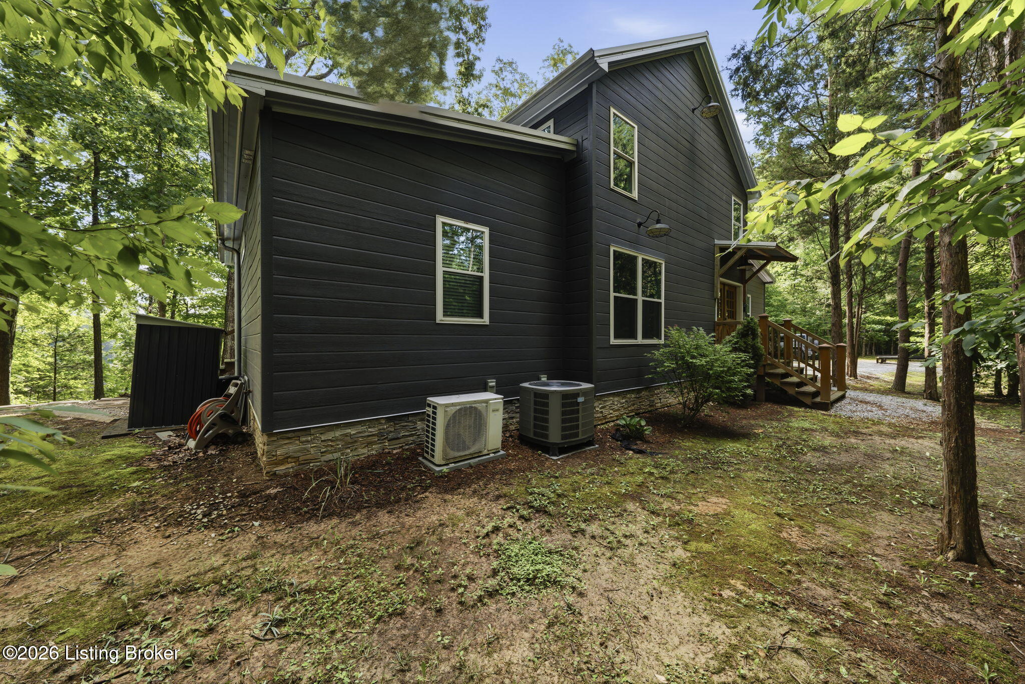 17402 Cub Run Hwy Property Photo 2