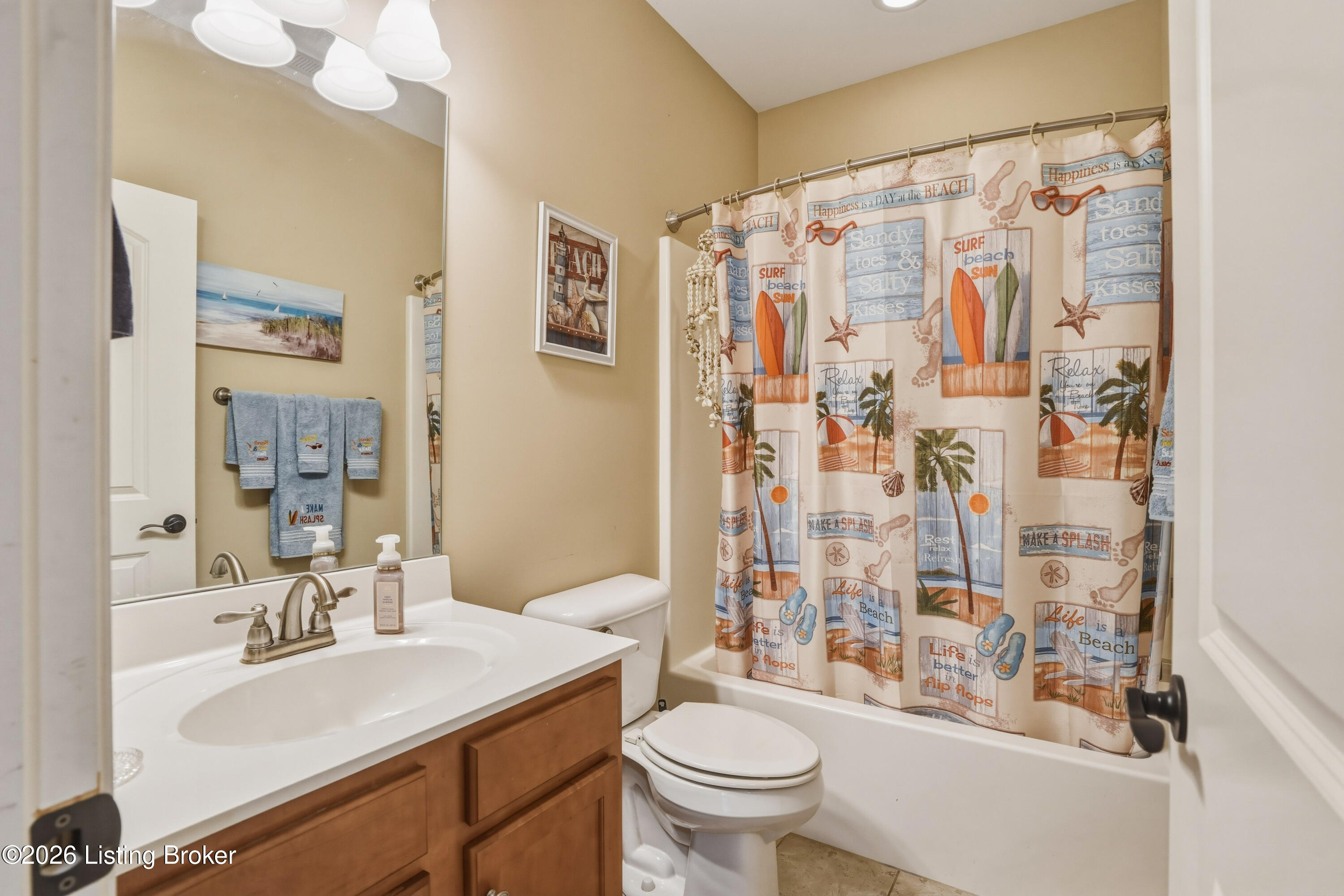 166 Grand Central Dr Property Photo 37
