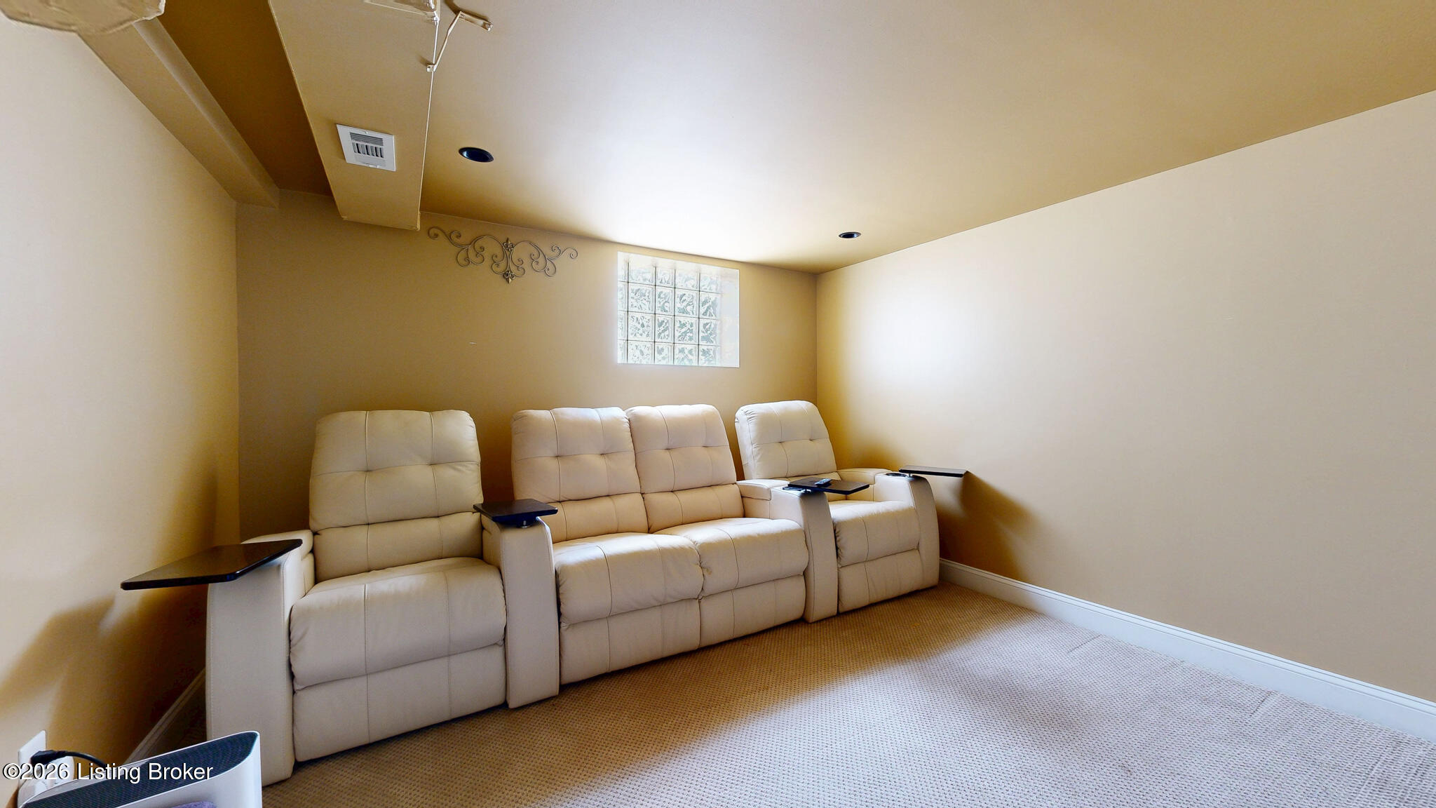 2117 Eastview Ave Property Photo 47