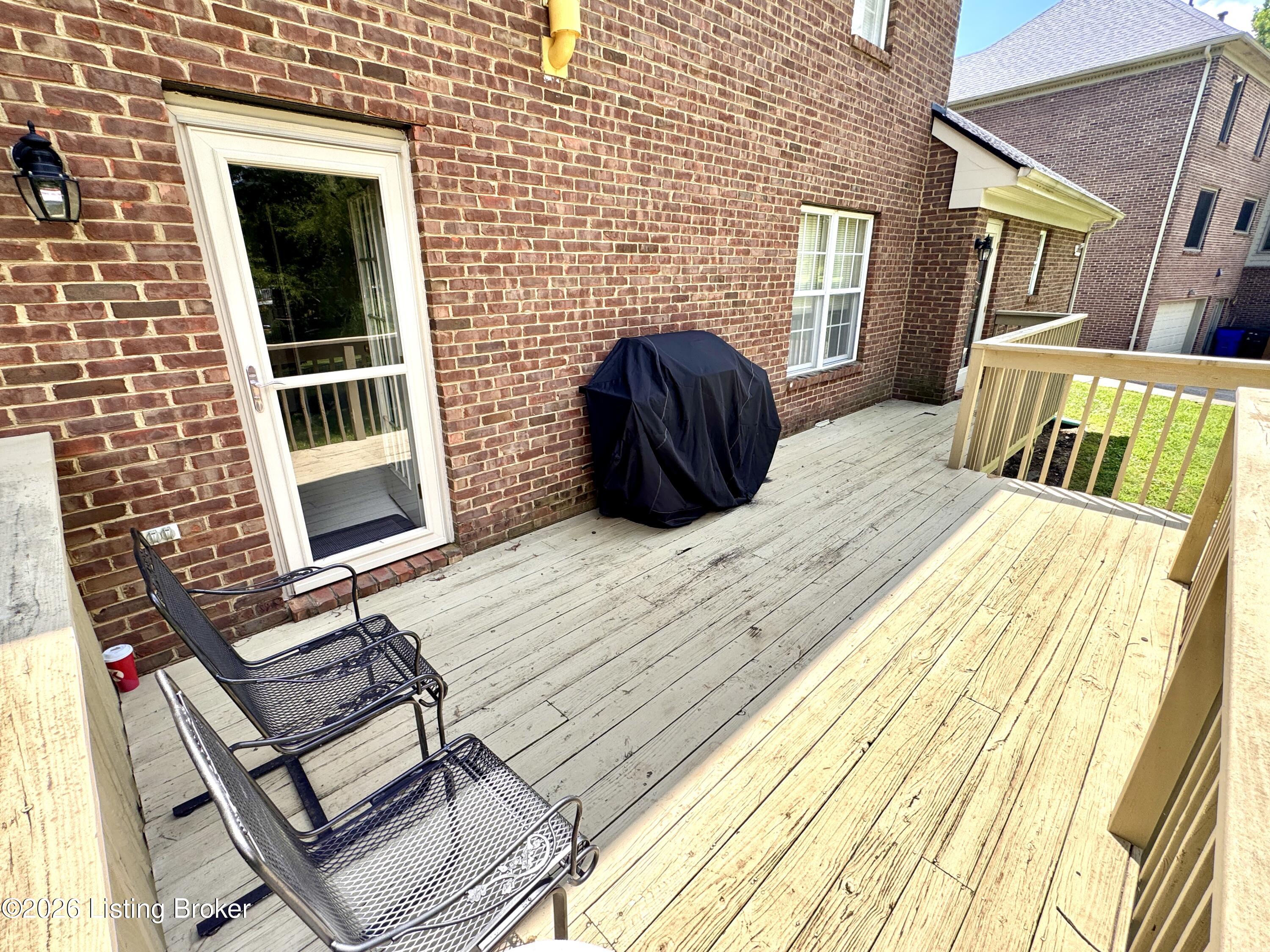 813 Andover Village Dr Property Photo 19