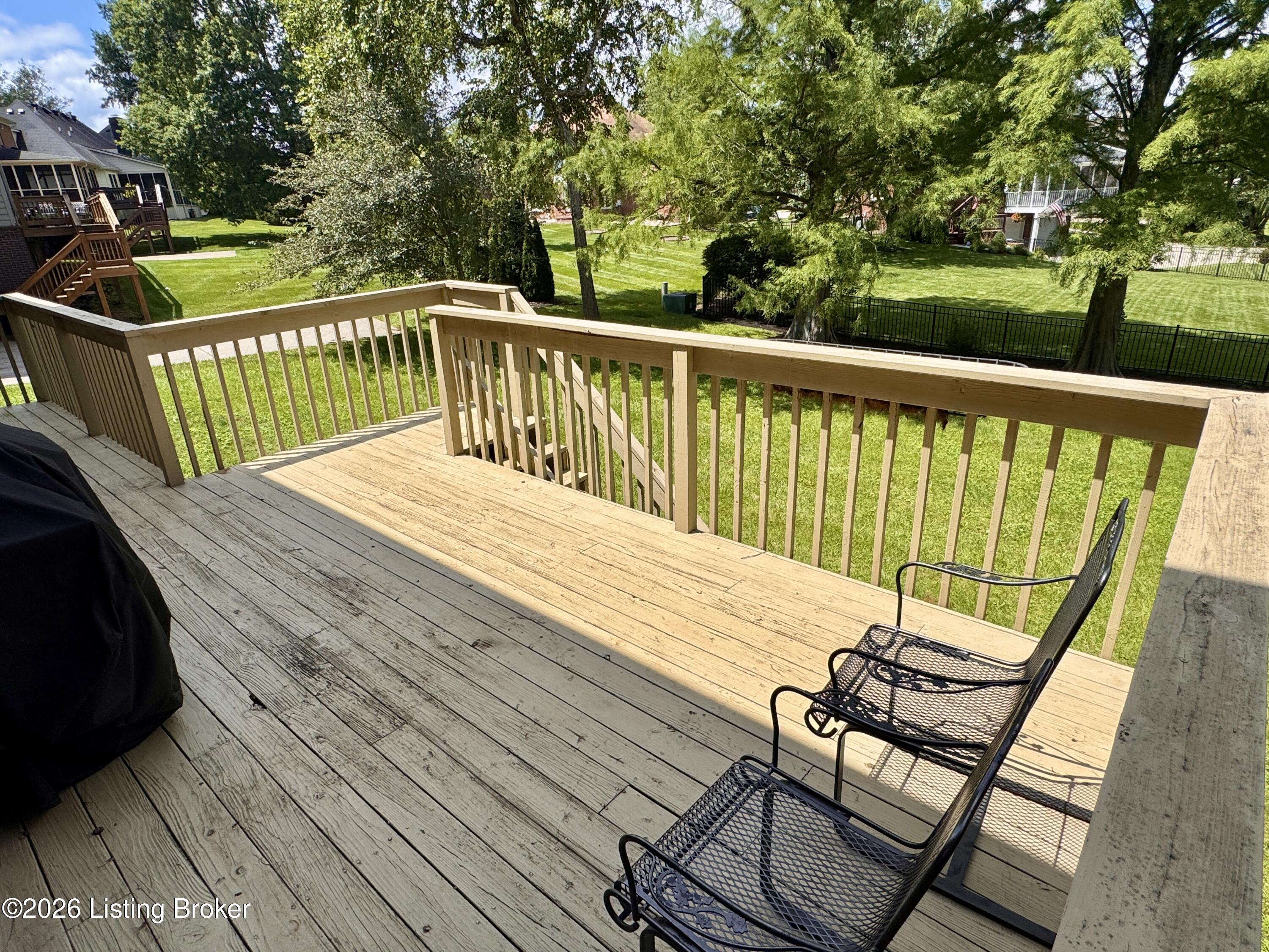 813 Andover Village Dr Property Photo 20