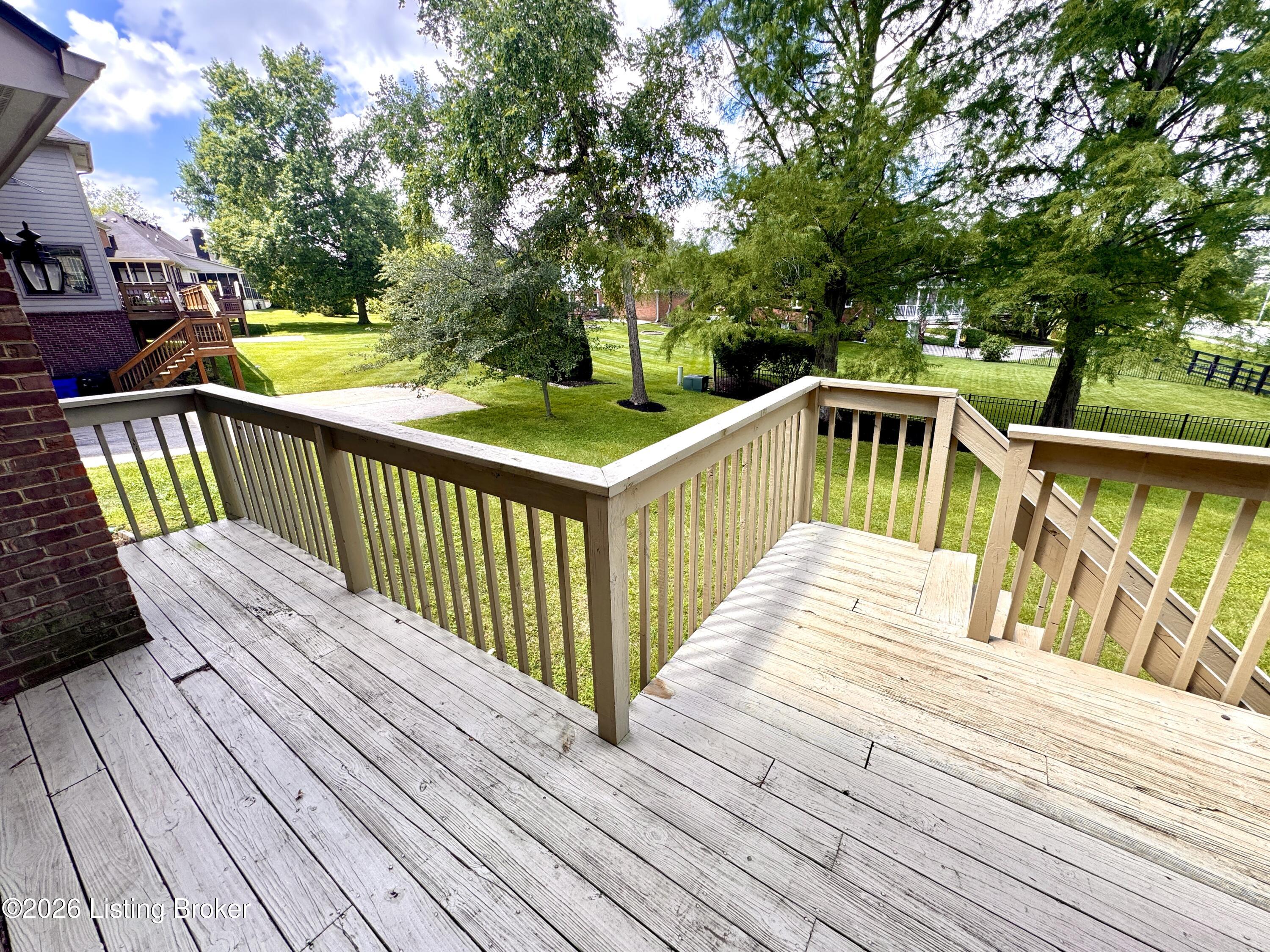 813 Andover Village Dr Property Photo 21