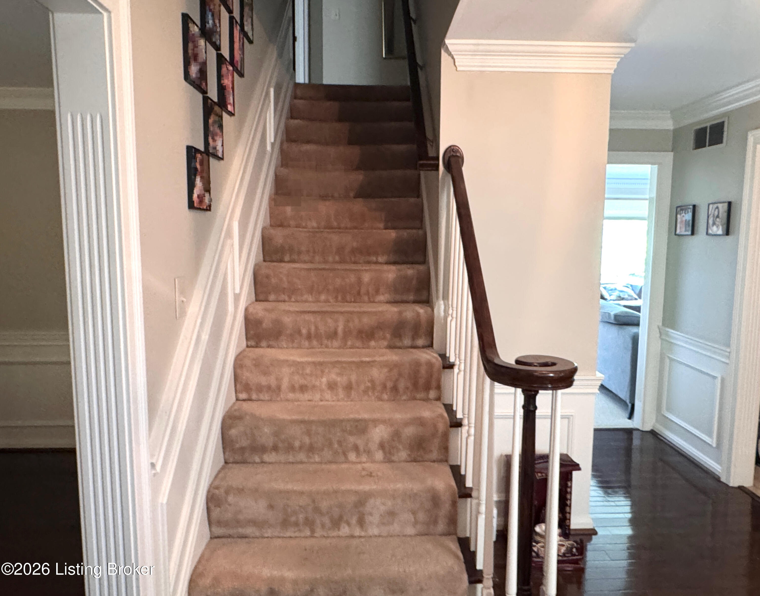 813 Andover Village Dr Property Photo 28