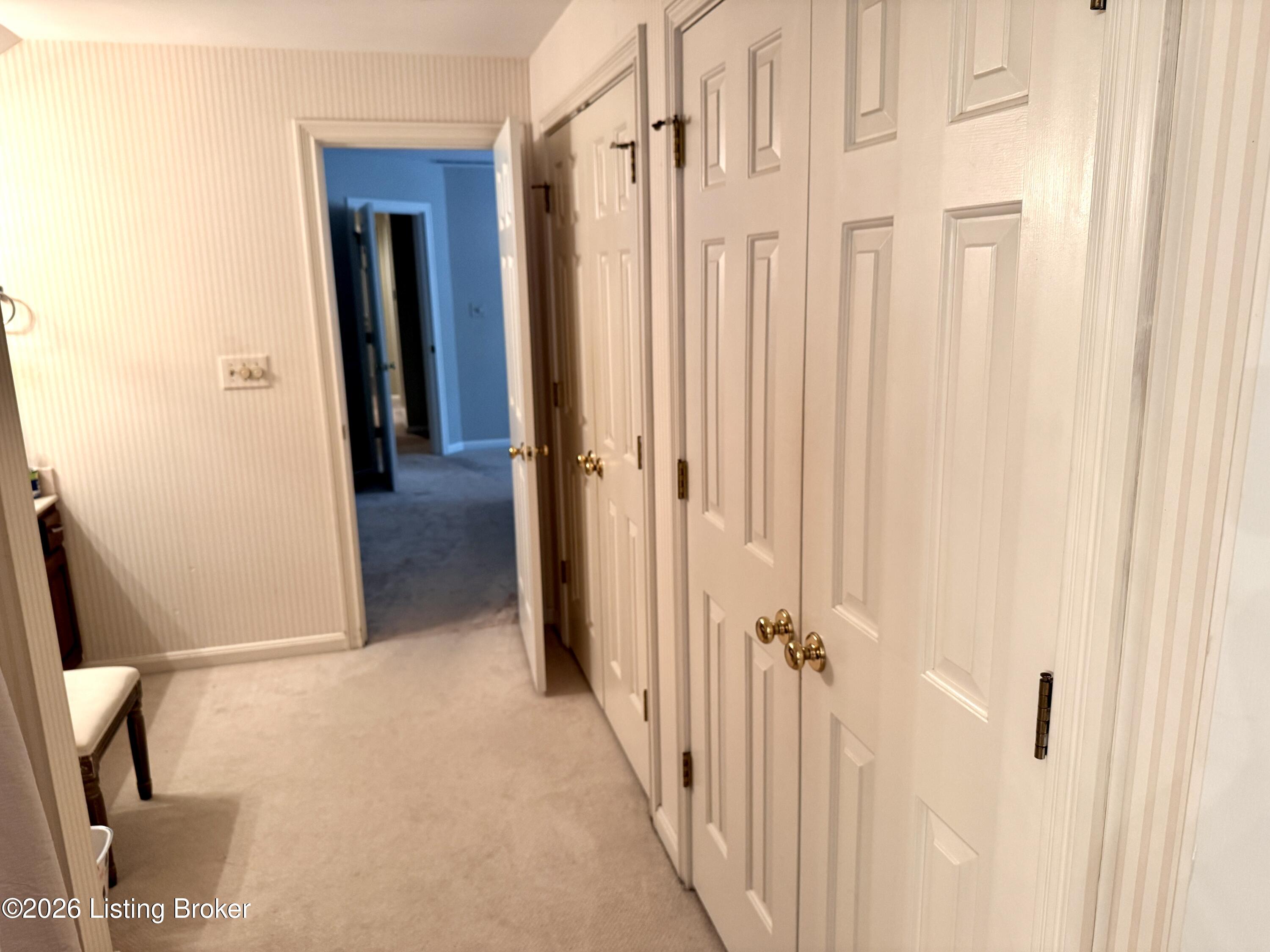 813 Andover Village Dr Property Photo 35