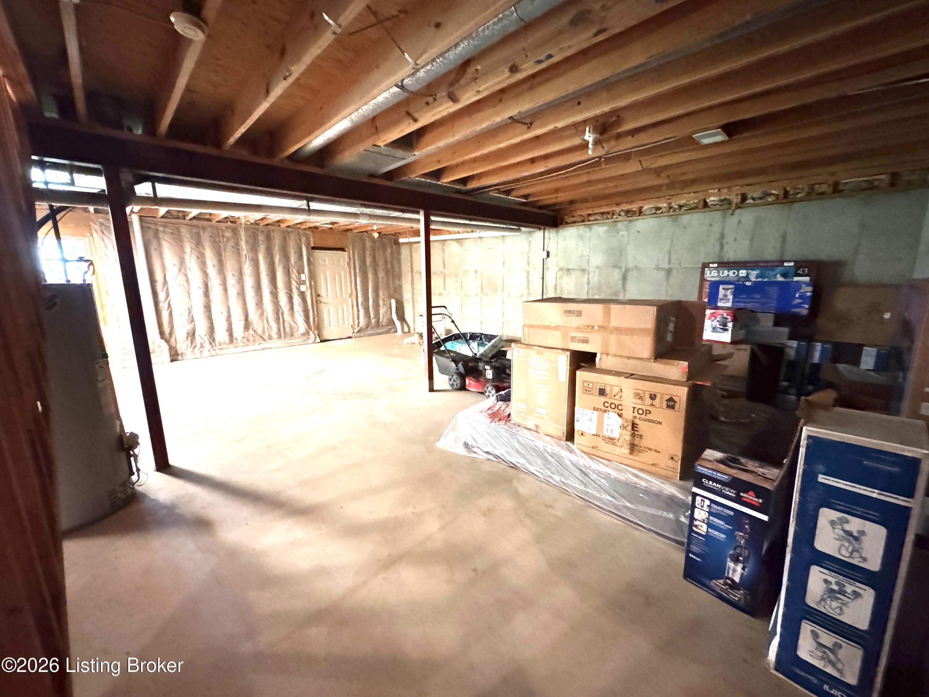 813 Andover Village Dr Property Photo 54