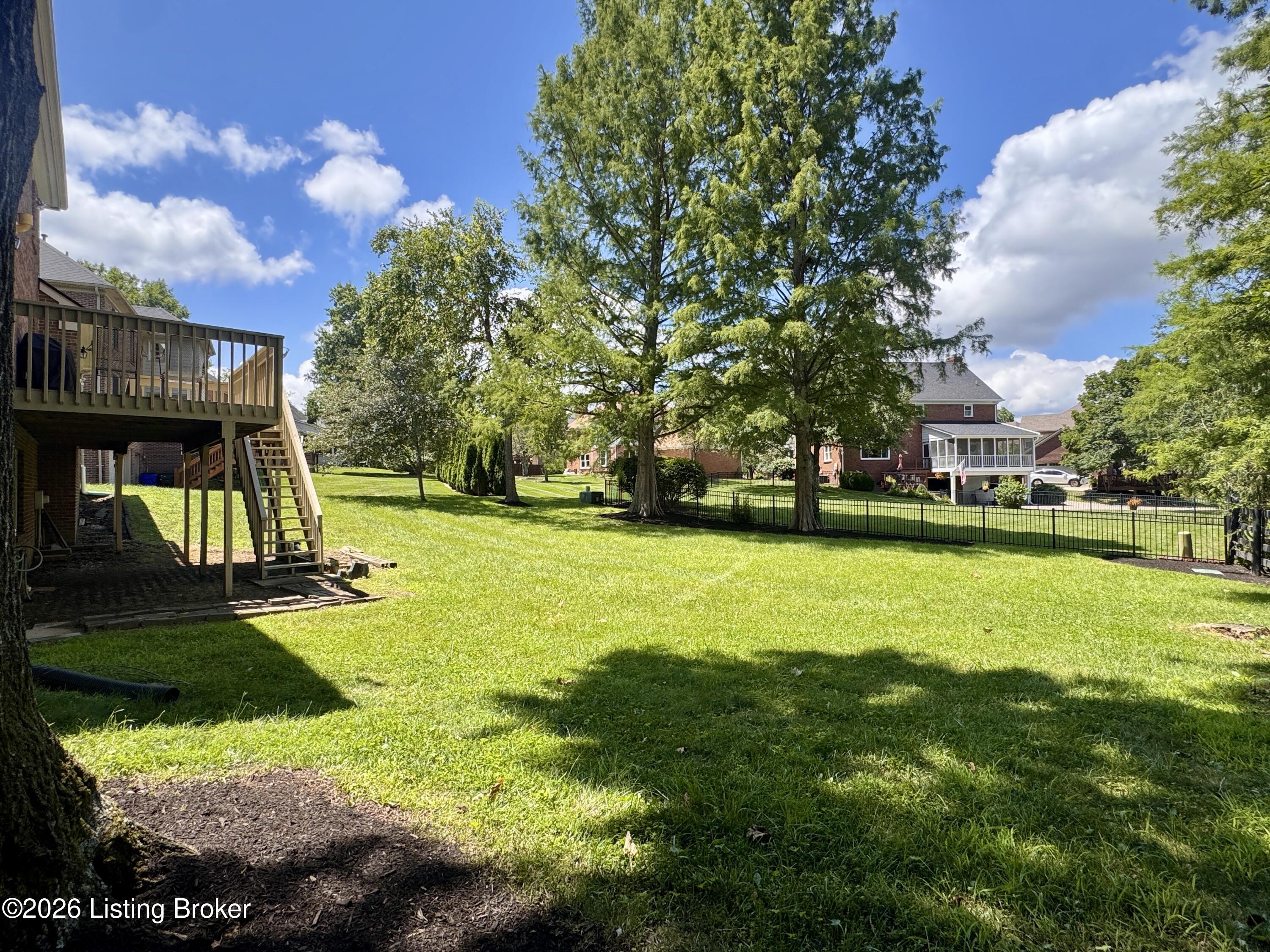813 Andover Village Dr Property Photo 58