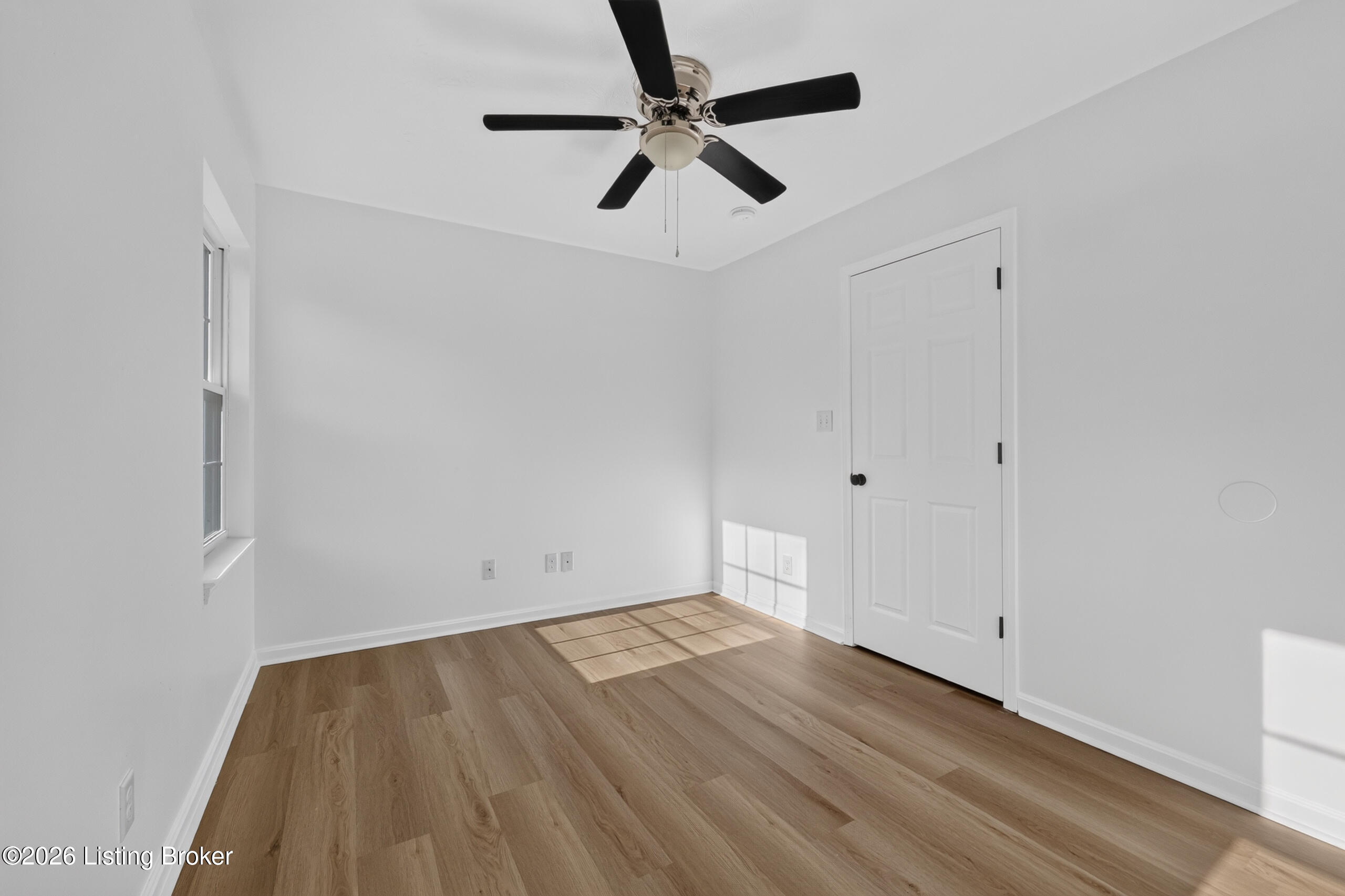 8113 Apple Valley Dr Property Photo 31