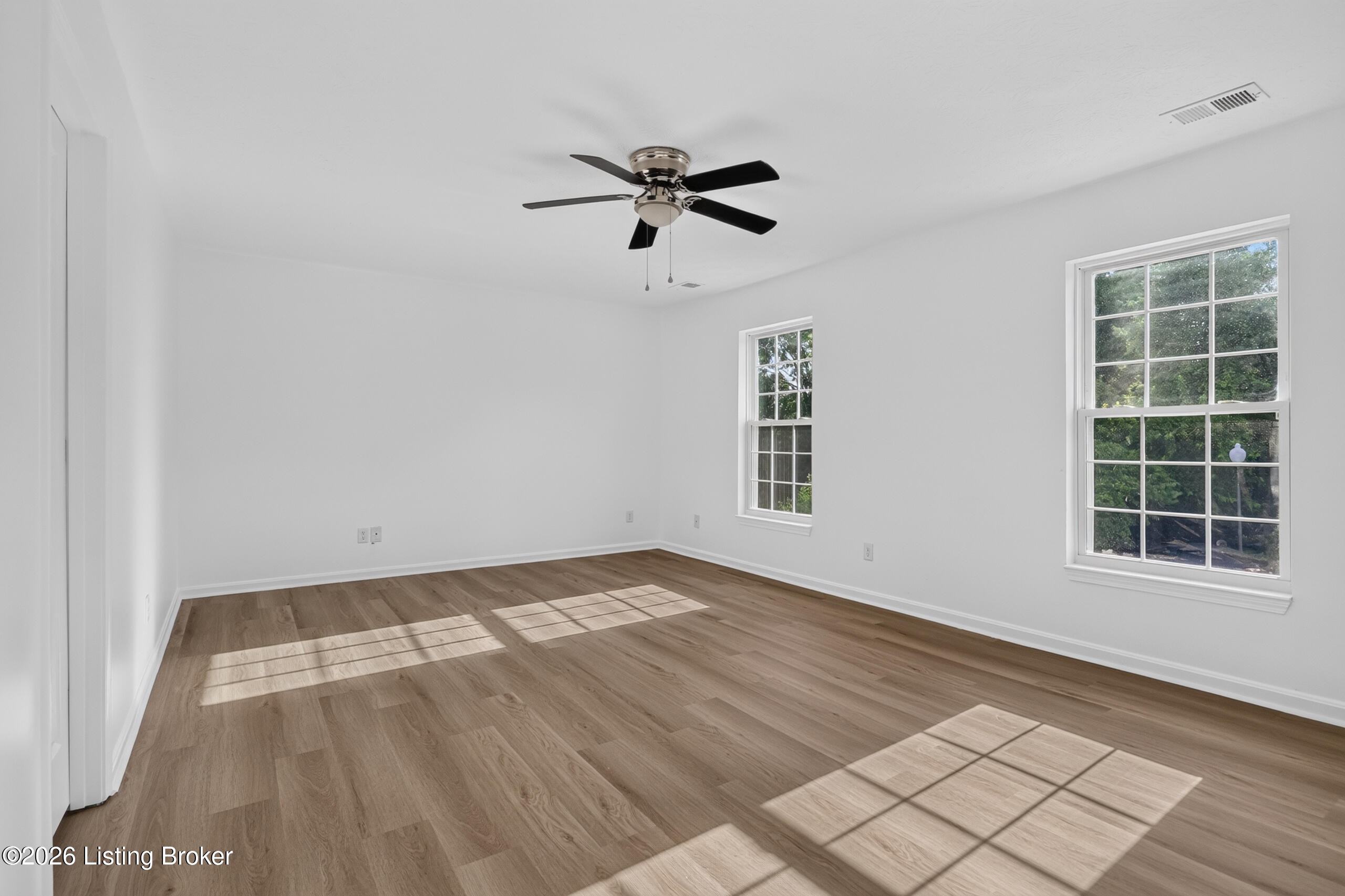 8113 Apple Valley Dr Property Photo 32