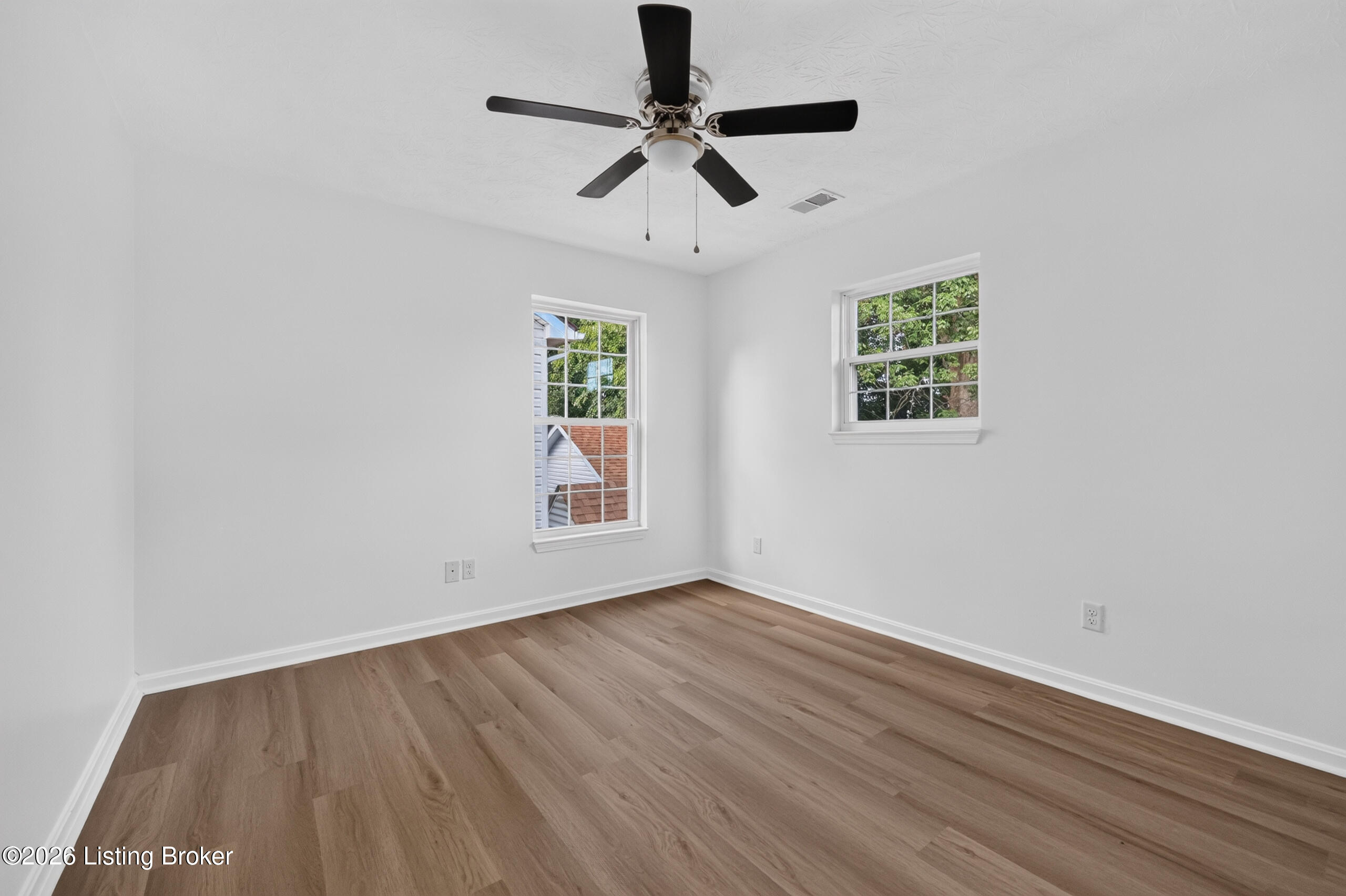 8113 Apple Valley Dr Property Photo 45
