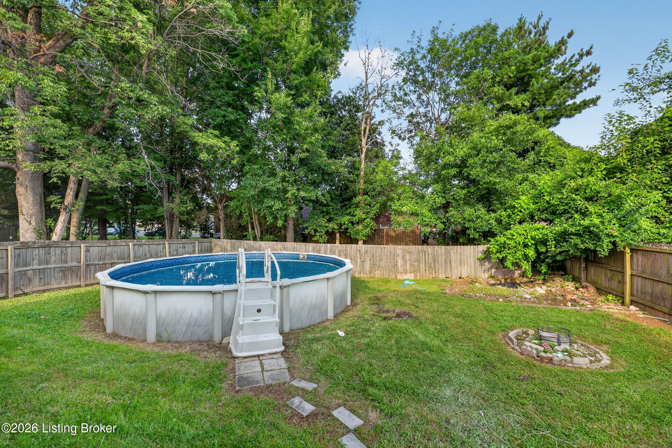 8113 Apple Valley Dr Property Photo 52