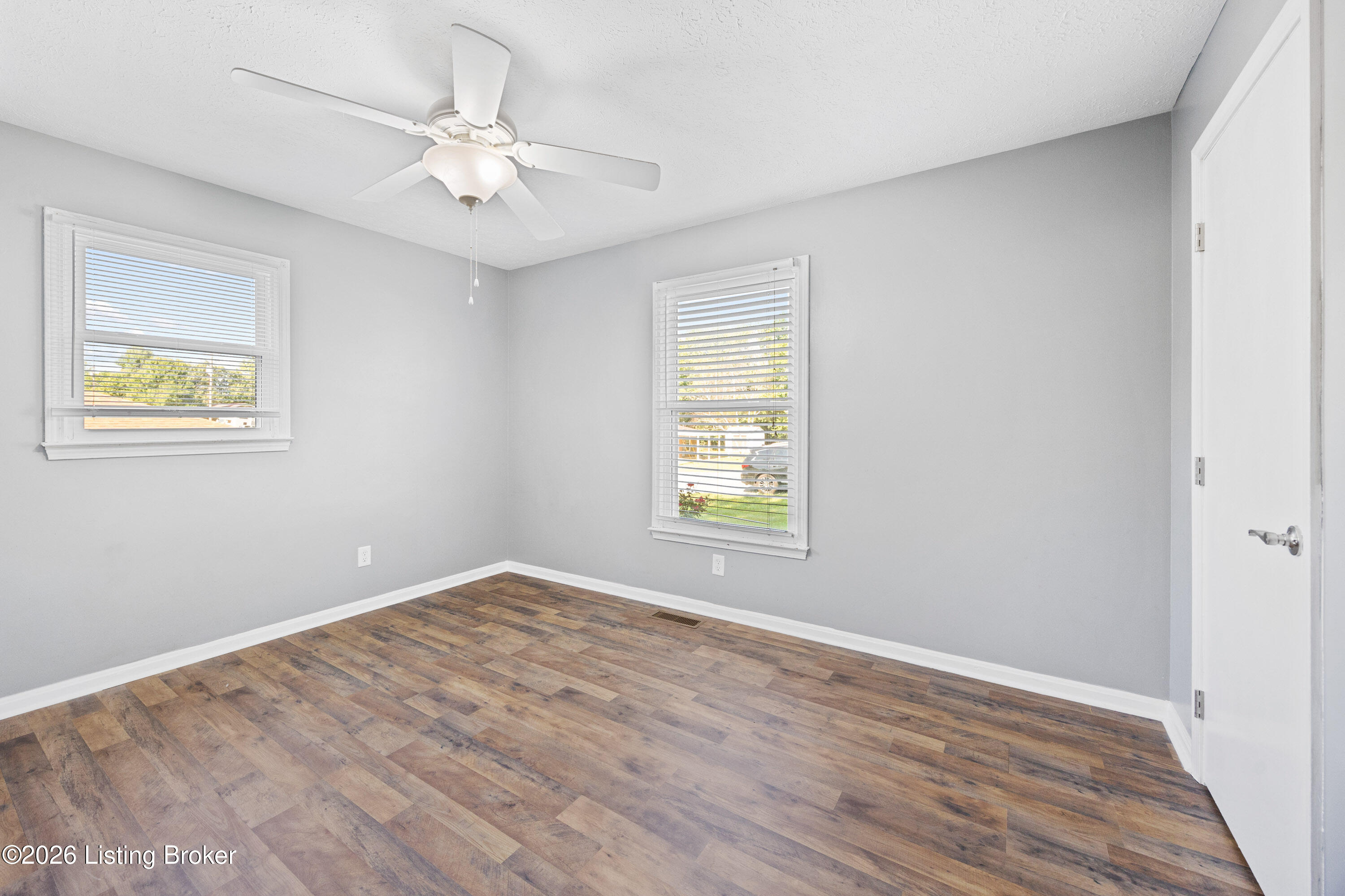 228 Hill St Property Photo 9