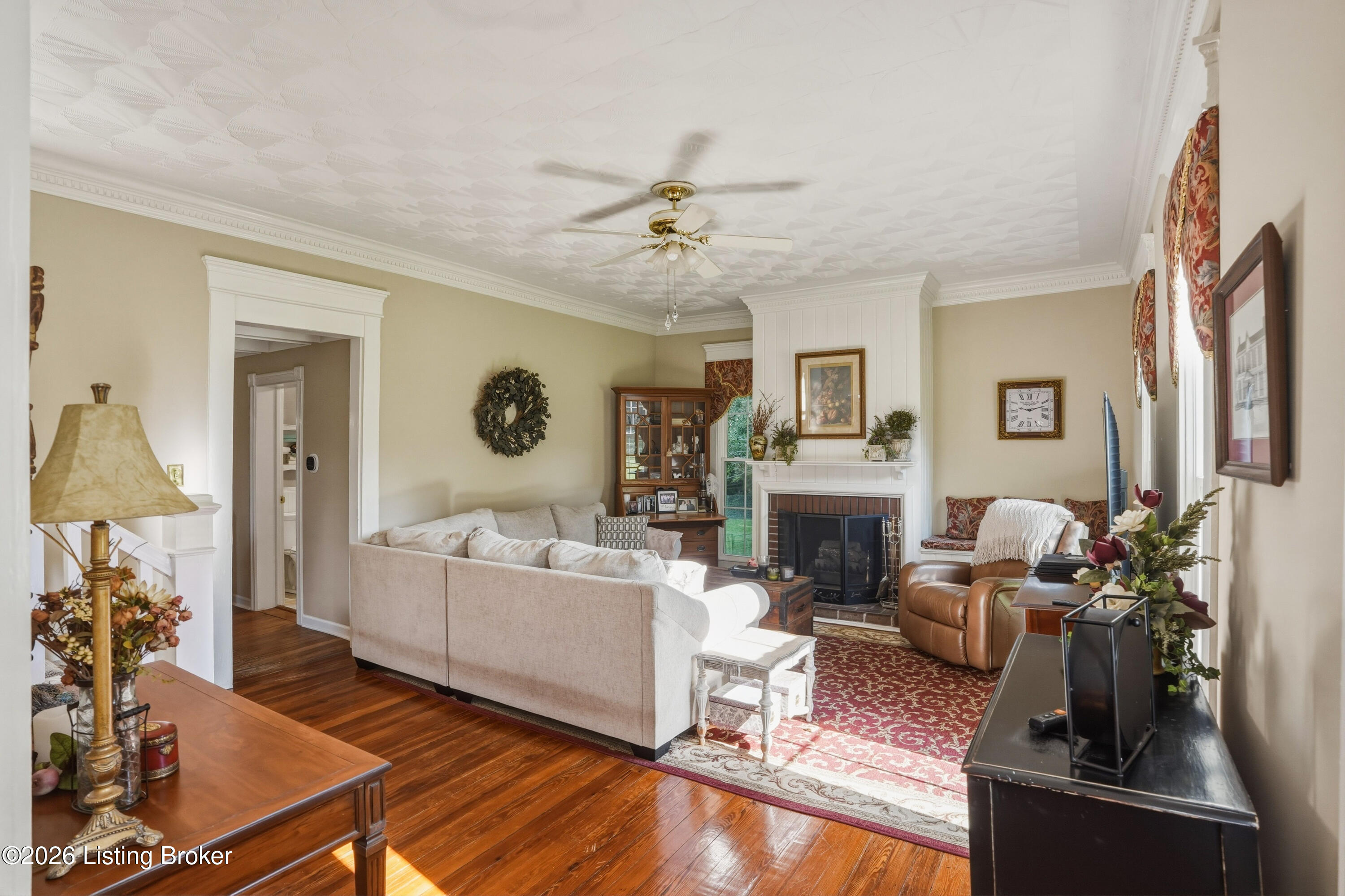 6123 W Highway 146 Property Photo 5