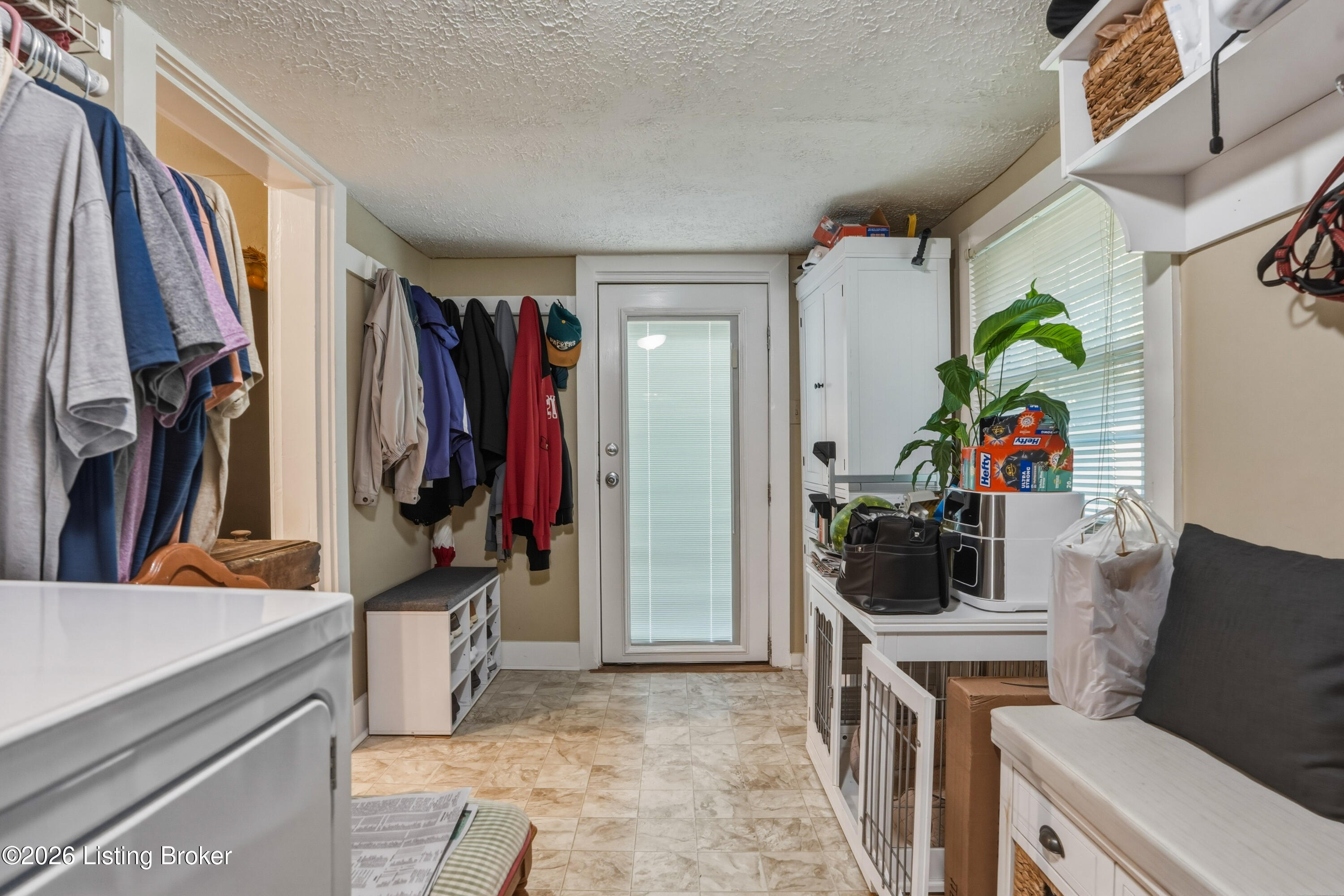 6123 W Highway 146 Property Photo 20