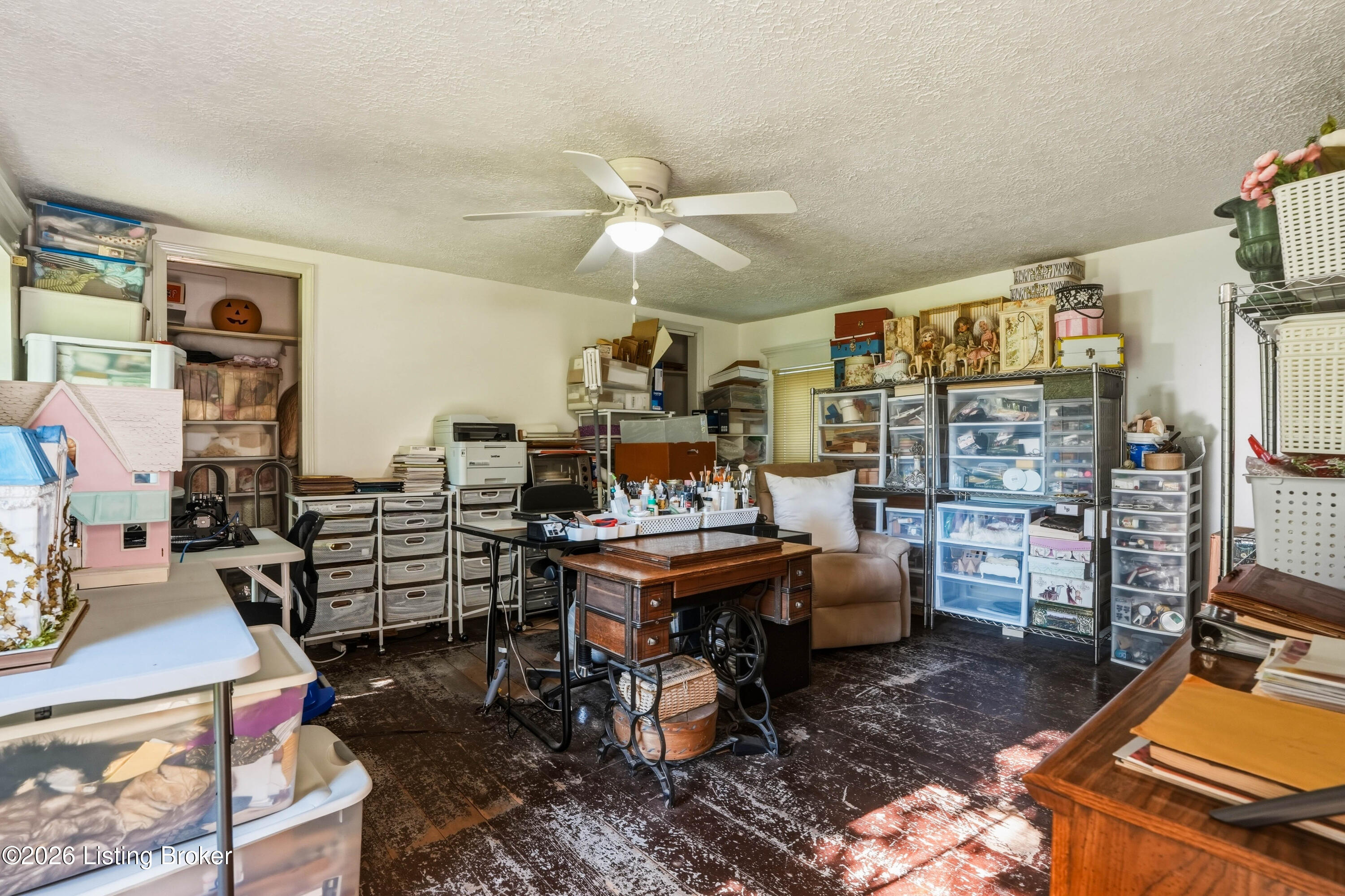 6123 W Highway 146 Property Photo 24