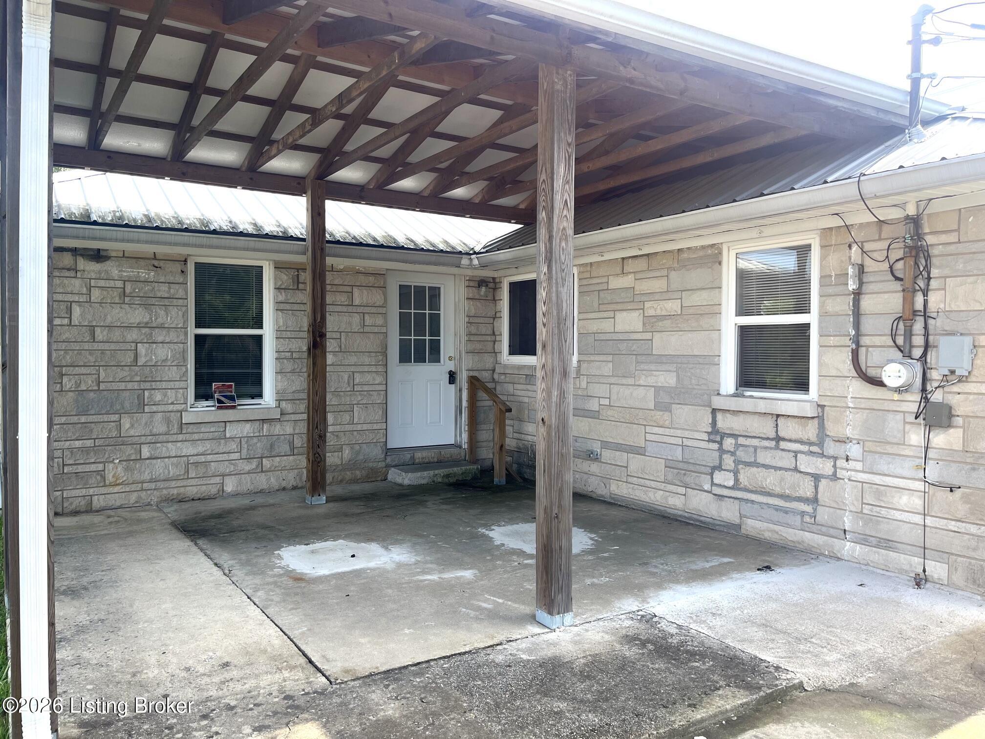 6120 Ky-259 Property Photo 9