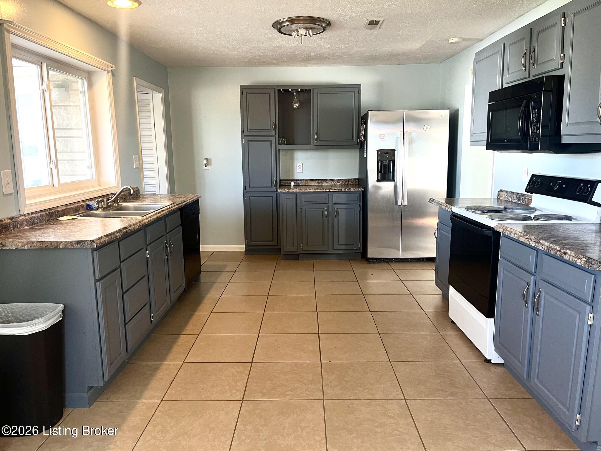 6120 Ky-259 Property Photo 13