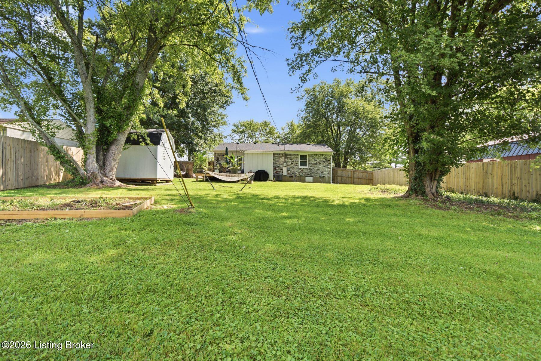 3702 Marilyn Ct Property Photo 34