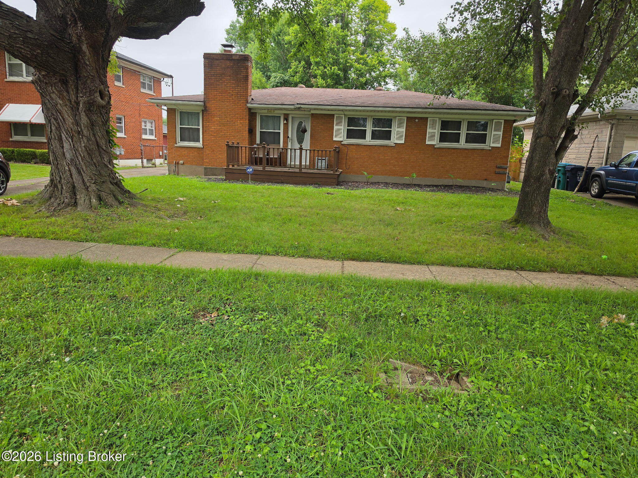 2419 Farnsley Rd Property Photo 1